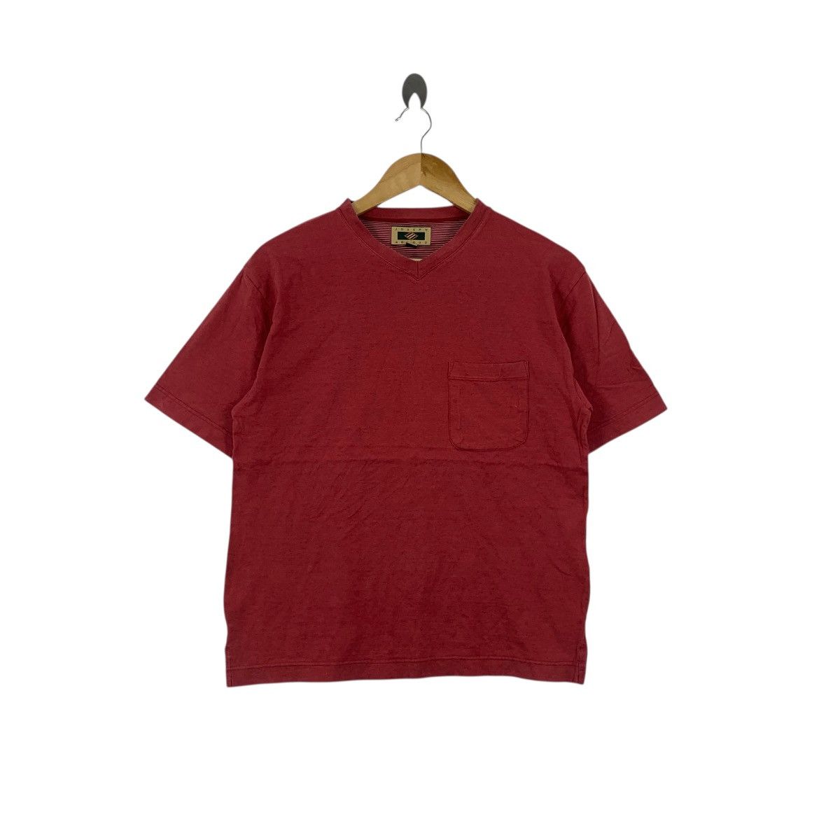 Joseph Abboud Vintage JOSEPH ABBOUD New York Red Pocket Tee Shirt Top V Size M / US 6-8 / IT 42-44 - 1 Thumbnail