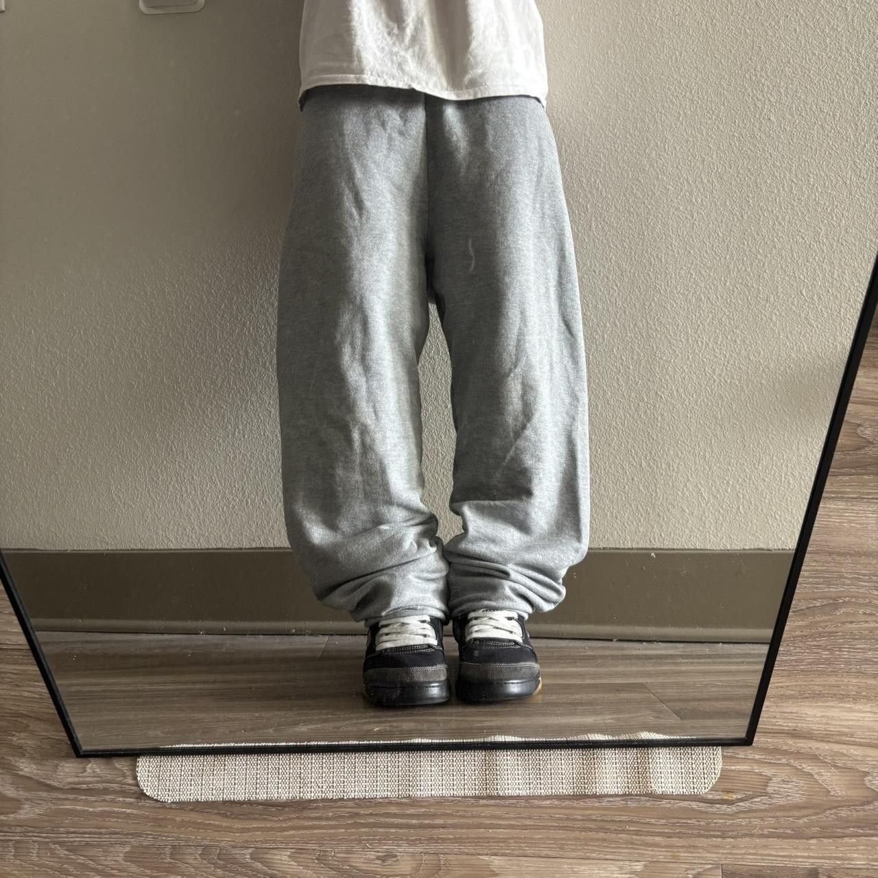 Vintage Crazy Vintage Y2K/2000s Grey Essential Sweatpants! Fits M Size US 32 / EU 48 - 1 Thumbnail
