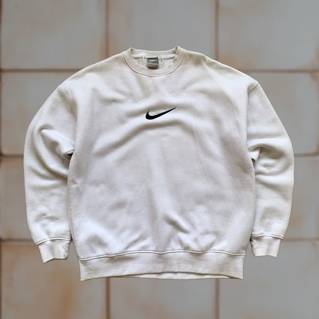 Nike VINTAGE Nike Center Logo Sweater Sweatshirt Mens L White Nike Center Logo Sweatshirt Mens L White Size US L / EU 52-54 / 3 - 1 Thumbnail