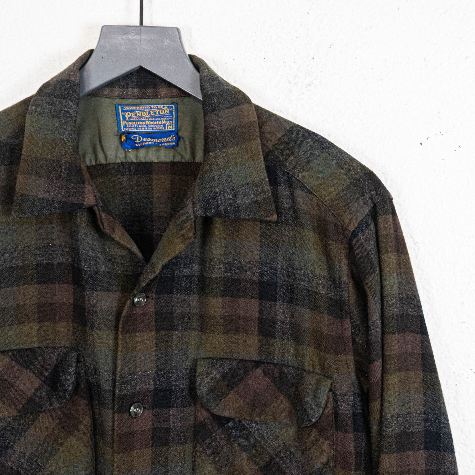 Pendleton 1950s Pendleton Wool Board Shirt Desmond’s Plaid Loop Collar Size US M / EU 48-50 / 2 - 9 Thumbnail