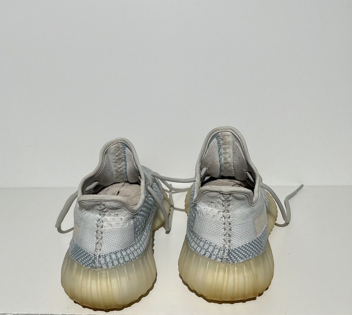 Adidas × Yeezy Adidas Yeezy boost 350 V2 cloud white Non-reflective Size US 9 / EU 42 - 12 Thumbnail