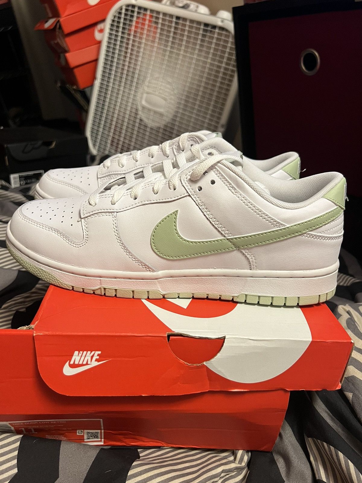 Nike Nike Dunk Low Retro White Honeydew Green Men's Size 11 Shoes Size US 11 / EU 44 - 1 Thumbnail
