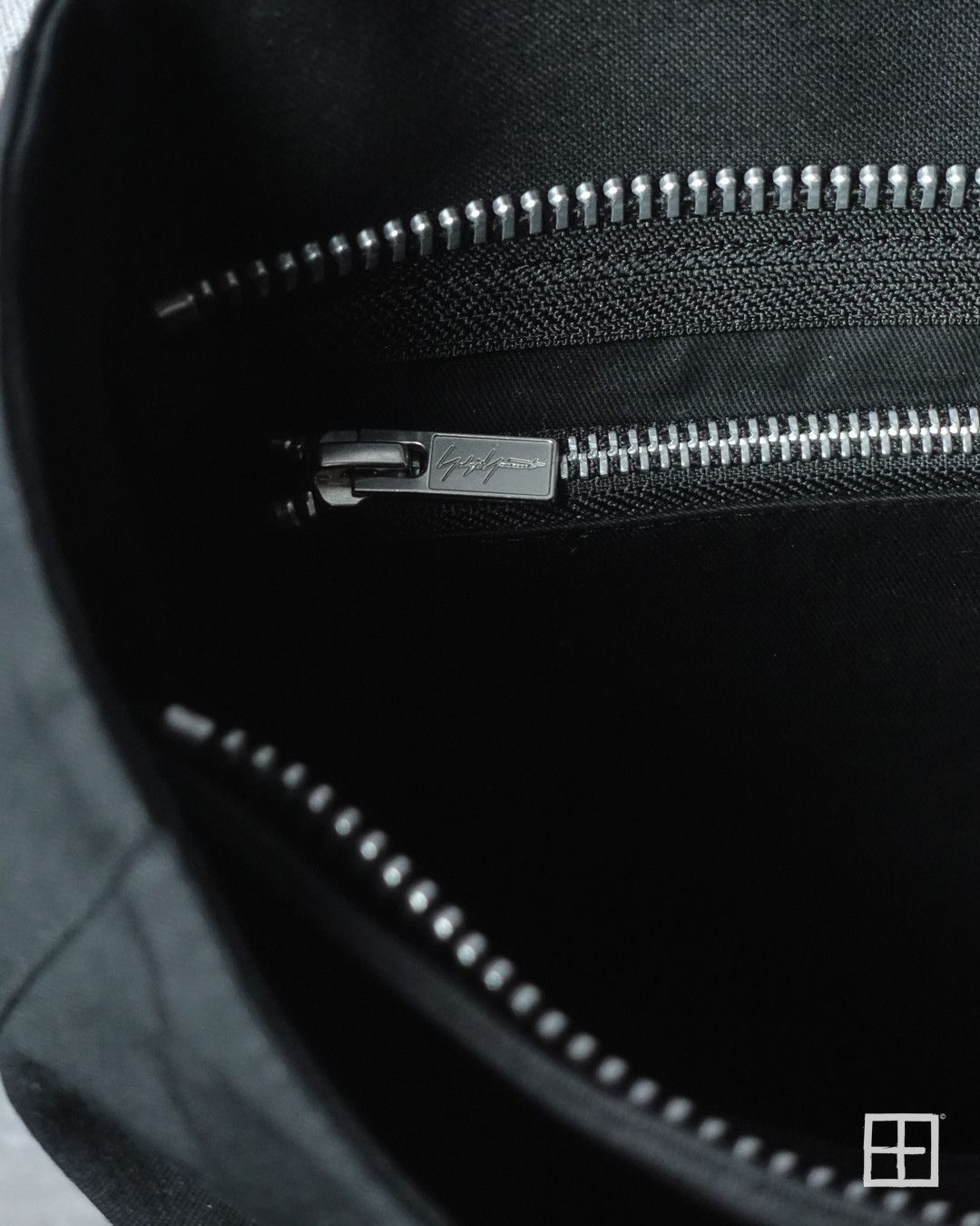 Yohji Yamamoto Yohji Yamamoto Pour Homme AW20 Runway Signature 2-Way Bag Size ONE SIZE - 7 Thumbnail