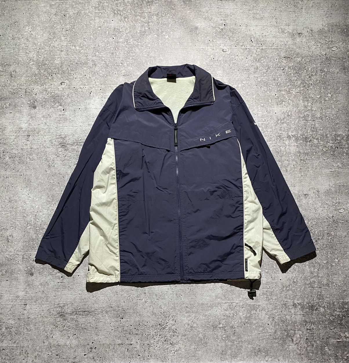 Nike Nike Vintage Light Jacket Size US M / EU 48-50 / 2 - 1 Thumbnail