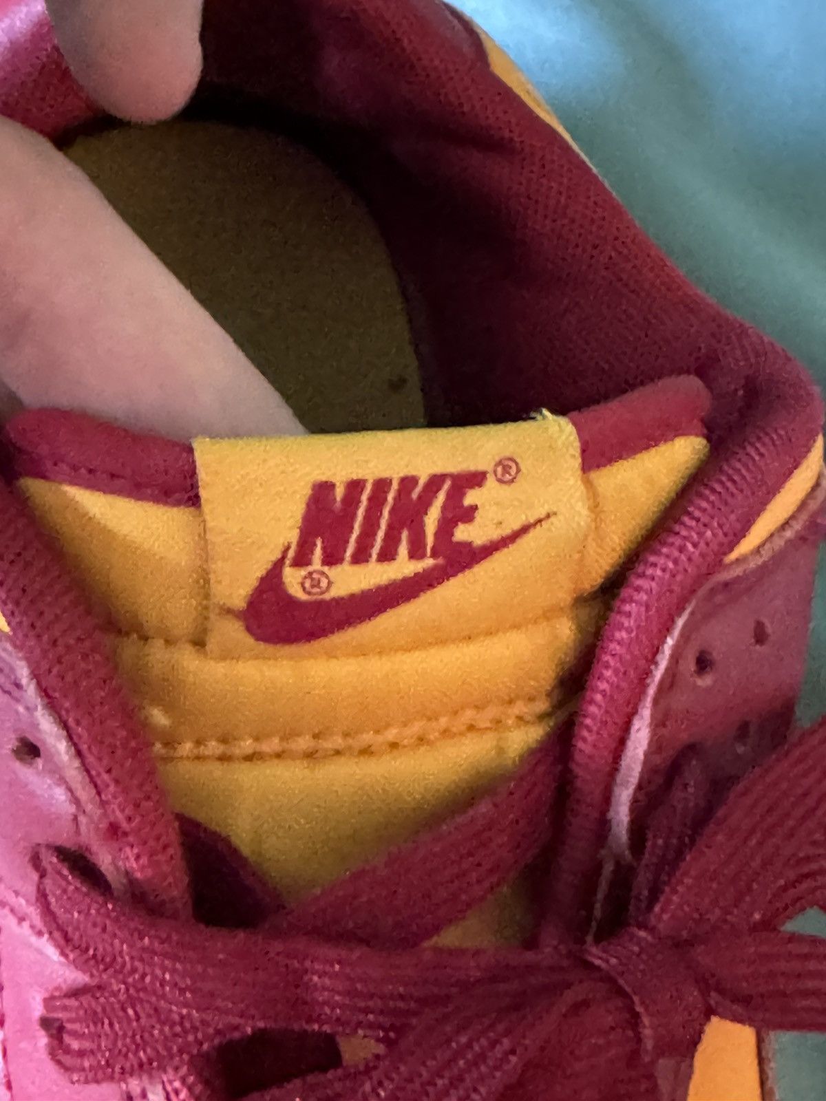 Nike Nike Dunk Low Midas Gold 2022 Size US 10.5 / EU 43-44 - 7 Thumbnail