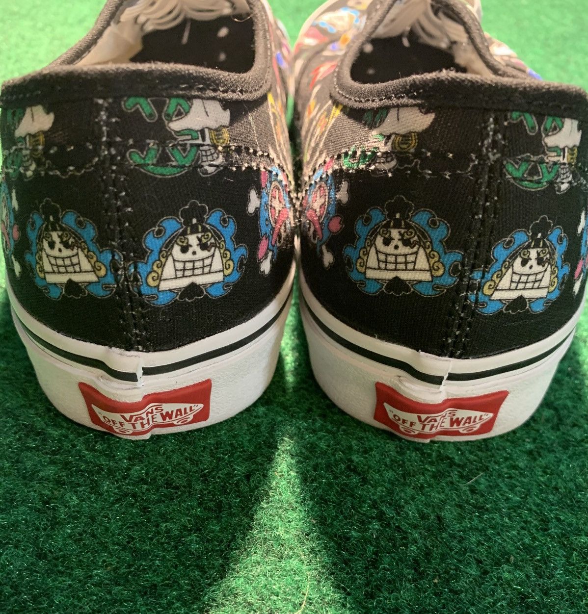 Vans One Piece X Vans Authentic Classic Shoe Size US 6.5 / EU 39-40 - 8 Thumbnail