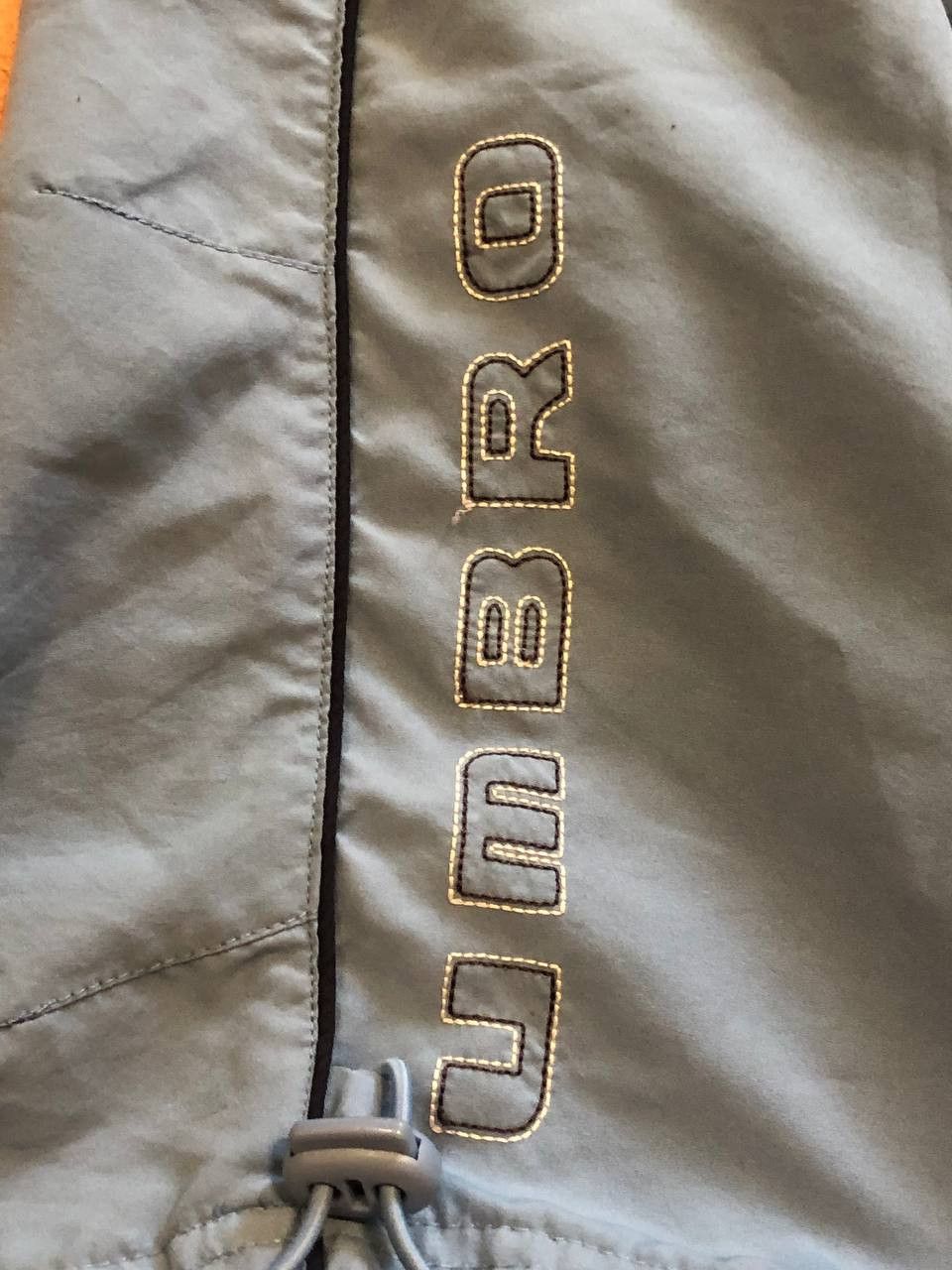 Umbro Vintage 90s Umbro shorts streetwear logo Size US 36 / EU 52 - 16 Thumbnail