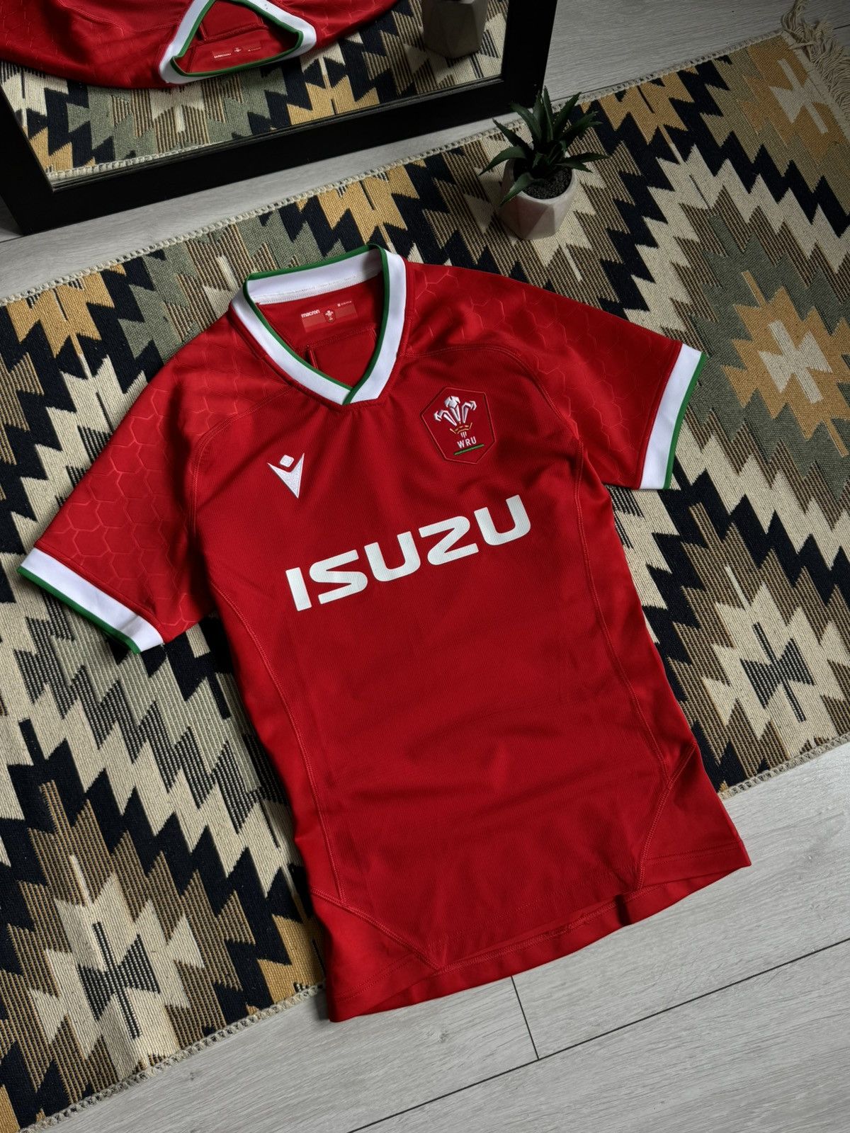 Macron Macron Wales WRU Rugby 2022-23 Jersey Size US M / EU 48-50 / 2 - 2 Thumbnail