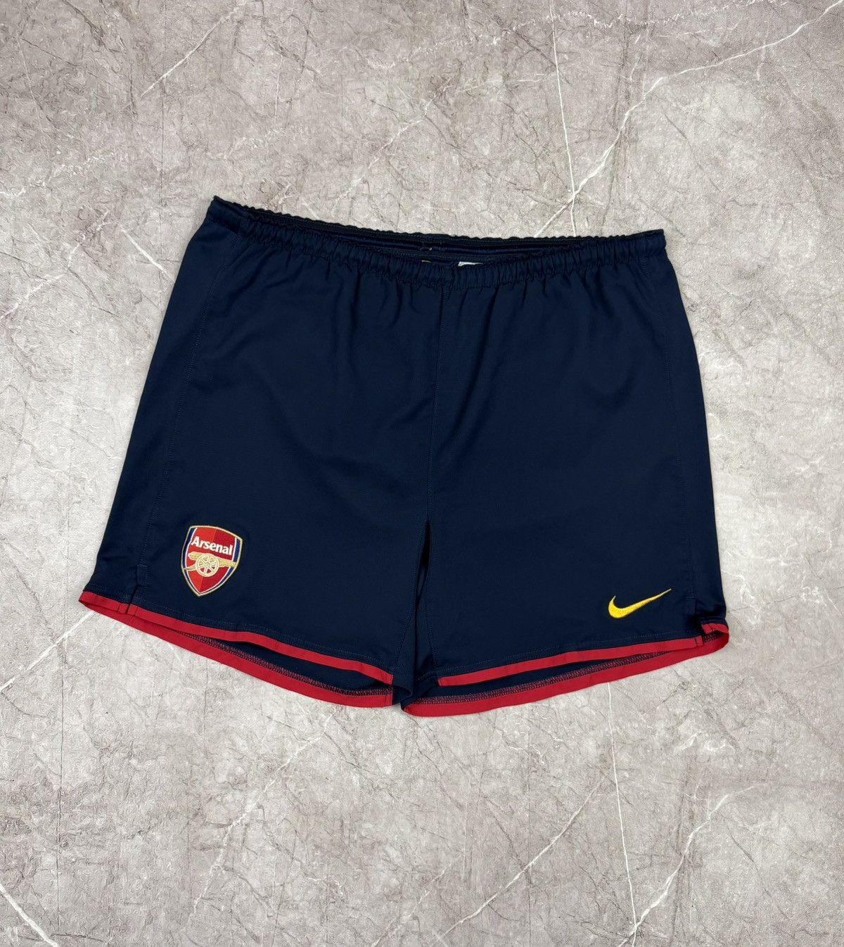 Nike Vintage Nike Arsenal Shorts 90s Football Streetwear Swoosh Size US 36 / EU 52 - 2 Thumbnail