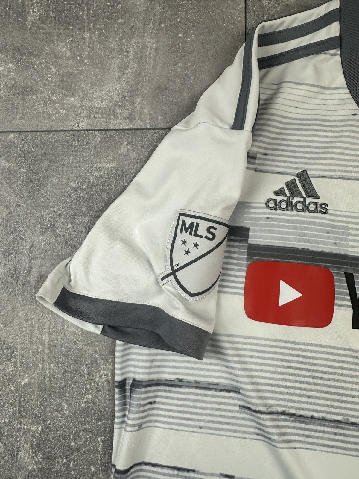Adidas Adidas Los Angeles Fc Away 2019/20 Soccer Football Jersey Size US M / EU 48-50 / 2 - 10 Thumbnail