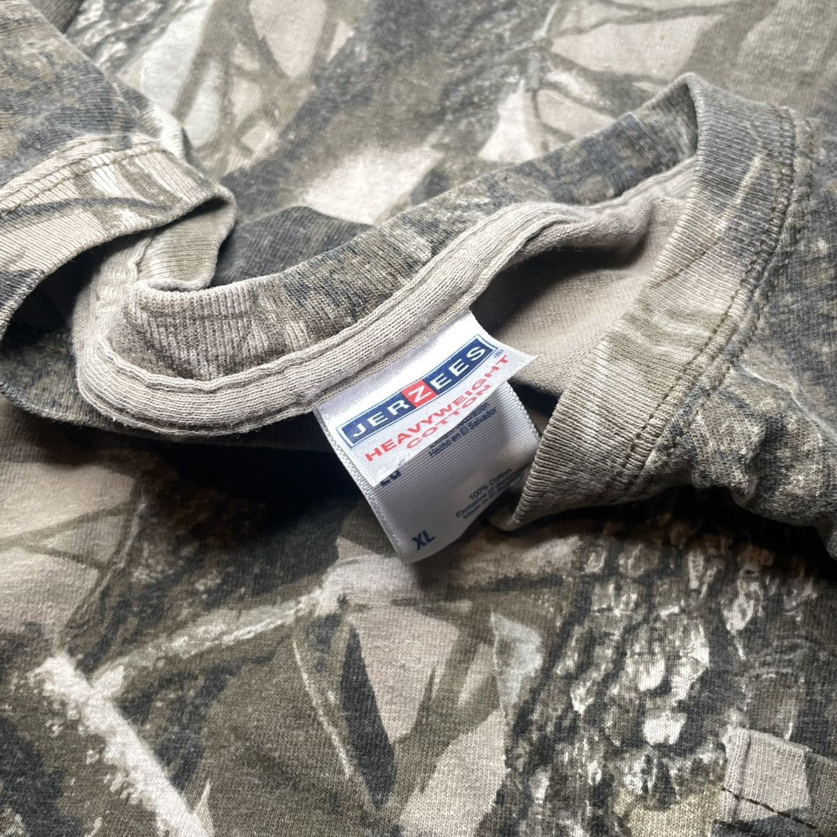 Vintage Vintage Camo Pocket Tee Size US XL / EU 56 / 4 - 4 Thumbnail