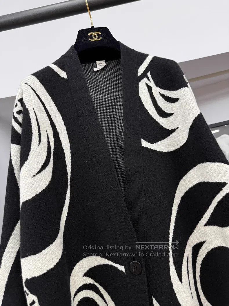 Hermes Hermes Long Black and White Cashmere Knit Cardigan Size XXS / US 00 / IT 34 - 2 Thumbnail