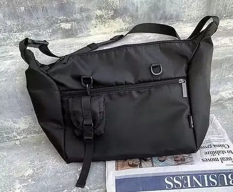 Japanese Brand Fashion y2k waterproof crossbody messenger bag Size ONE SIZE - 4 Thumbnail