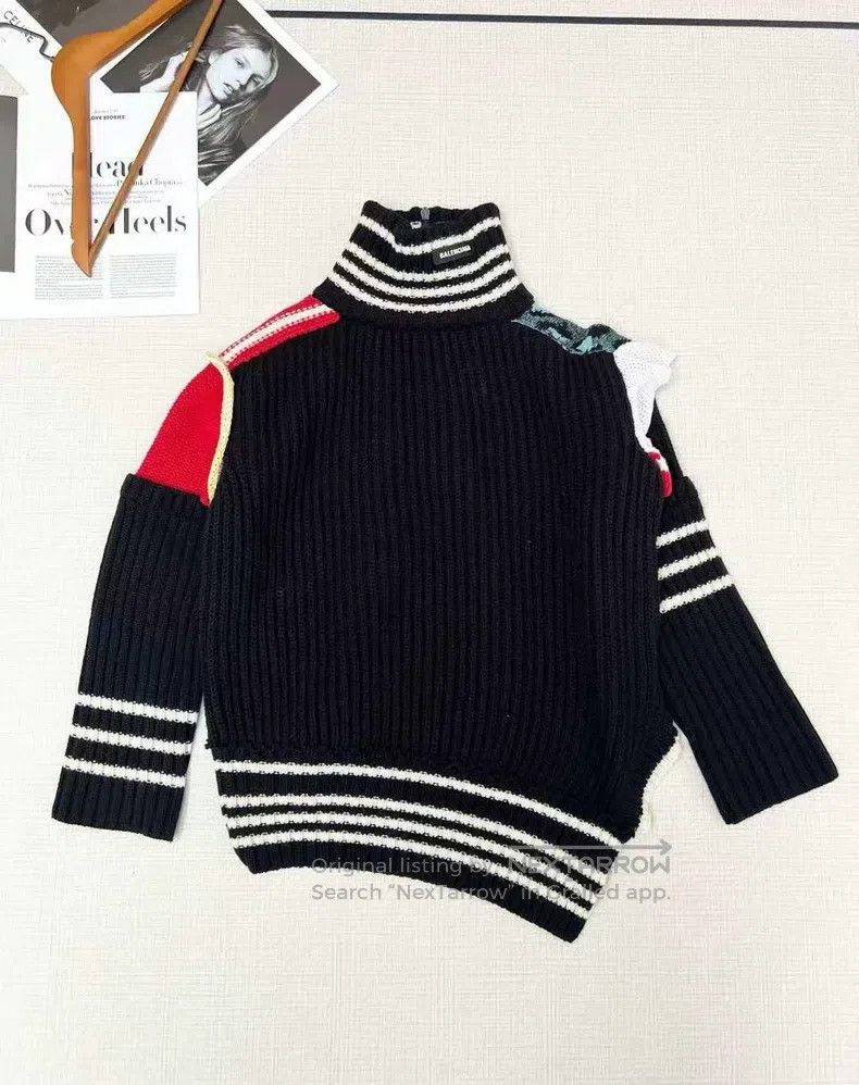 Balenciaga Balenciaga Deconstructed Irregular Knit Sweater Size XXS / US 00 / IT 34 - 4 Thumbnail