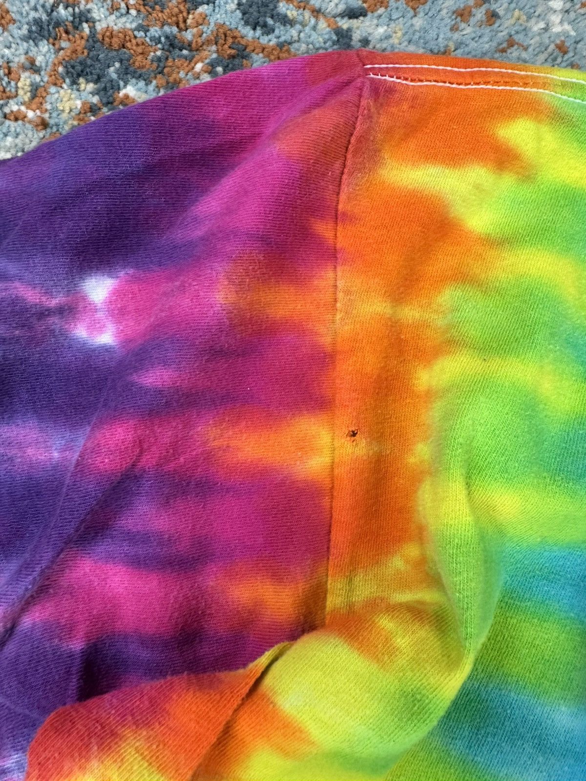 Vintage Vintage 90s Oneita made in USA rainbow tie dye tee boxy fit Size US L / EU 52-54 / 3 - 12 Thumbnail