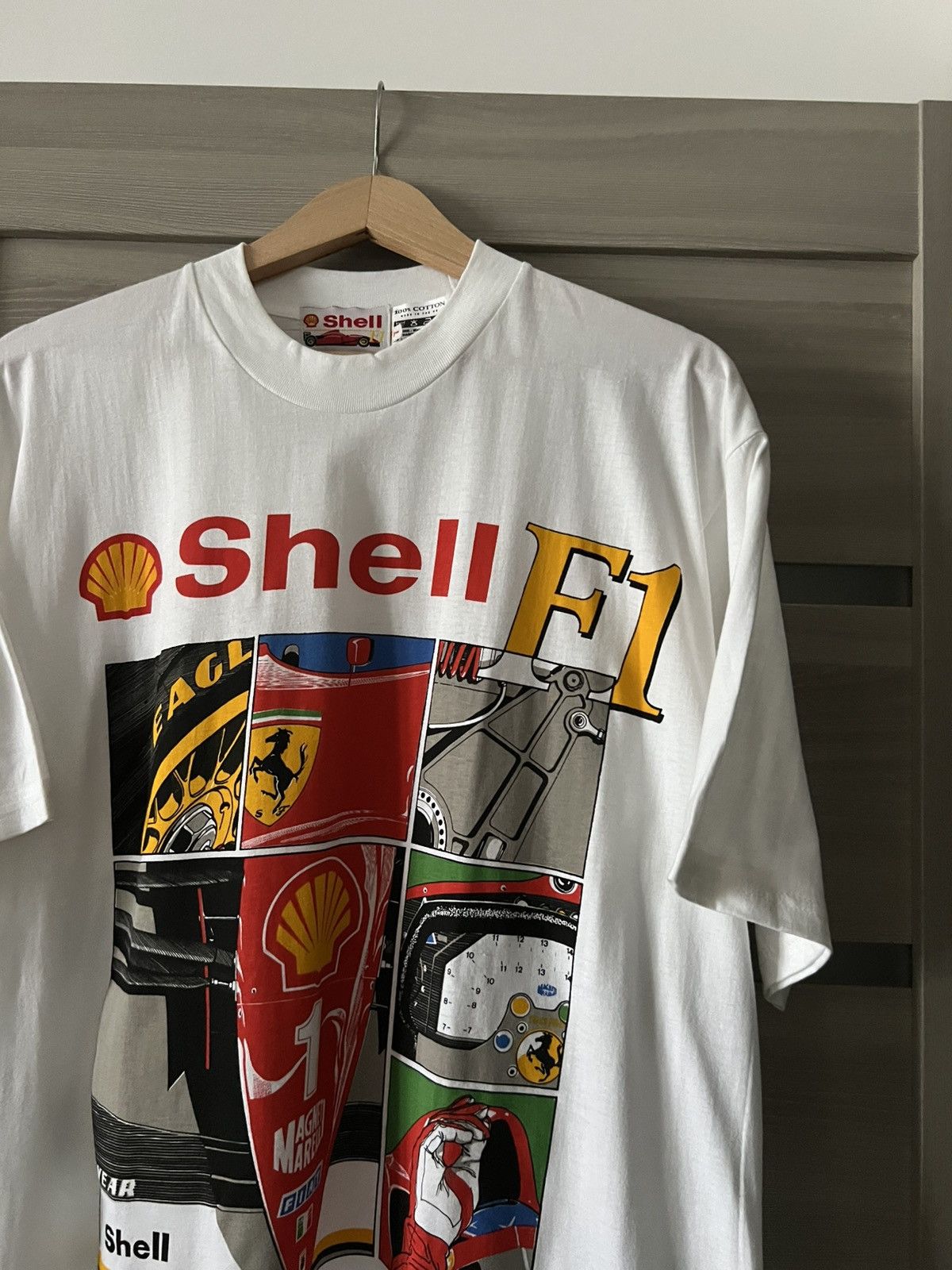 Ferrari Y2K Ferrari Shell Formula 1 Racing White t-shirt Tee Size US L / EU 52-54 / 3 - 15 Thumbnail