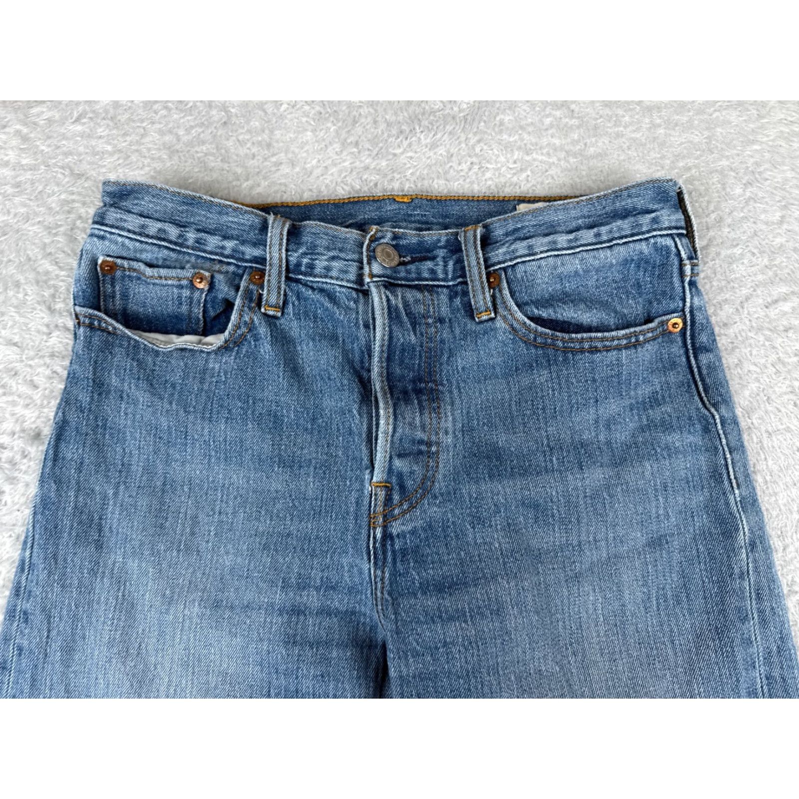 Levi's Levi's Women's Tapered Jeans 29 White Denim Casual Slimming Stretch Medium Wash 2010s Fall Spring Summer Size 29" - 4 Thumbnail