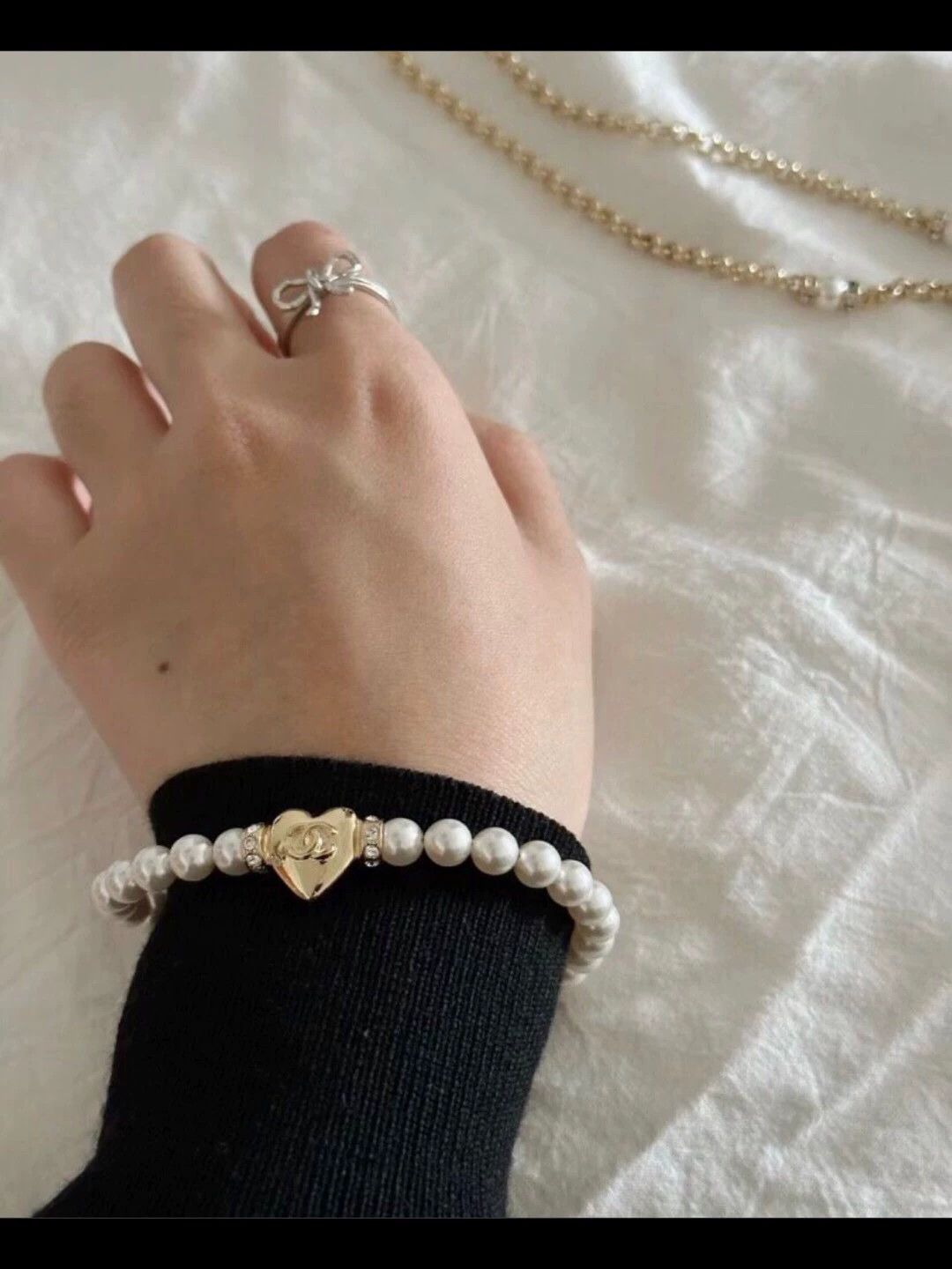 Chanel Chanel 24P Women's Pearl Heart Bracelet 99 New Size ONE SIZE - 5 Thumbnail