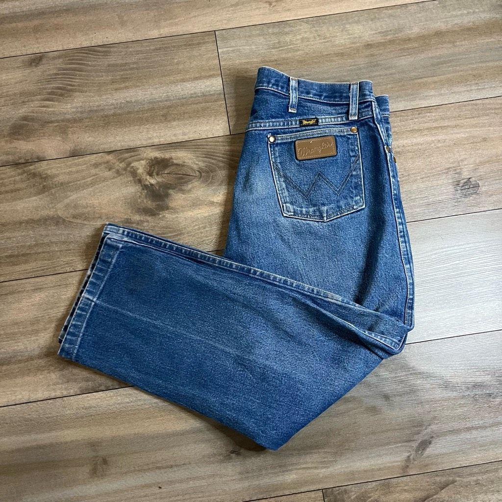 Wrangler Vintage Wrangler Light Wash Denim Jeans Men 36 Size US 36 / EU 52 - 1 Thumbnail