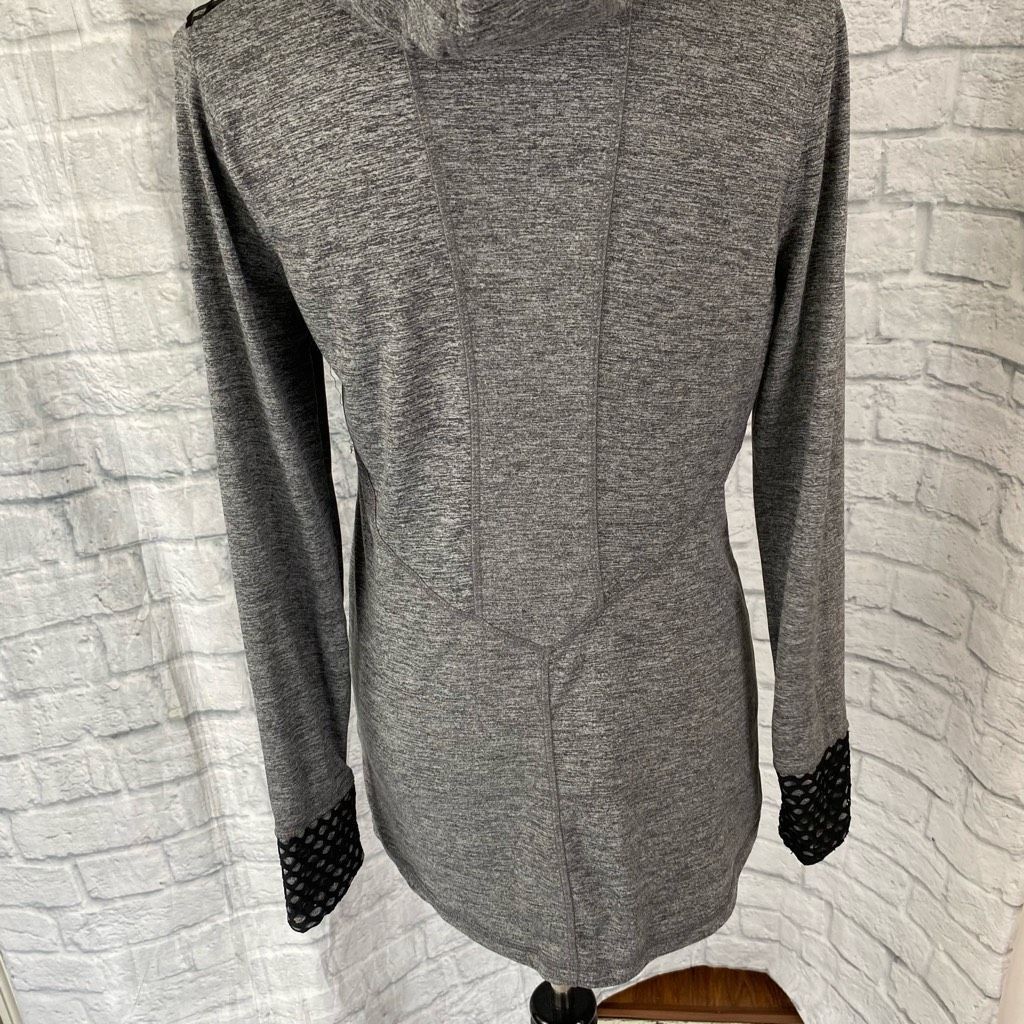 Layer 8 Layer 8 women M pullover Longsleeve hoodie w/mesh accent cuf Size M / US 6-8 / IT 42-44 - 6 Thumbnail