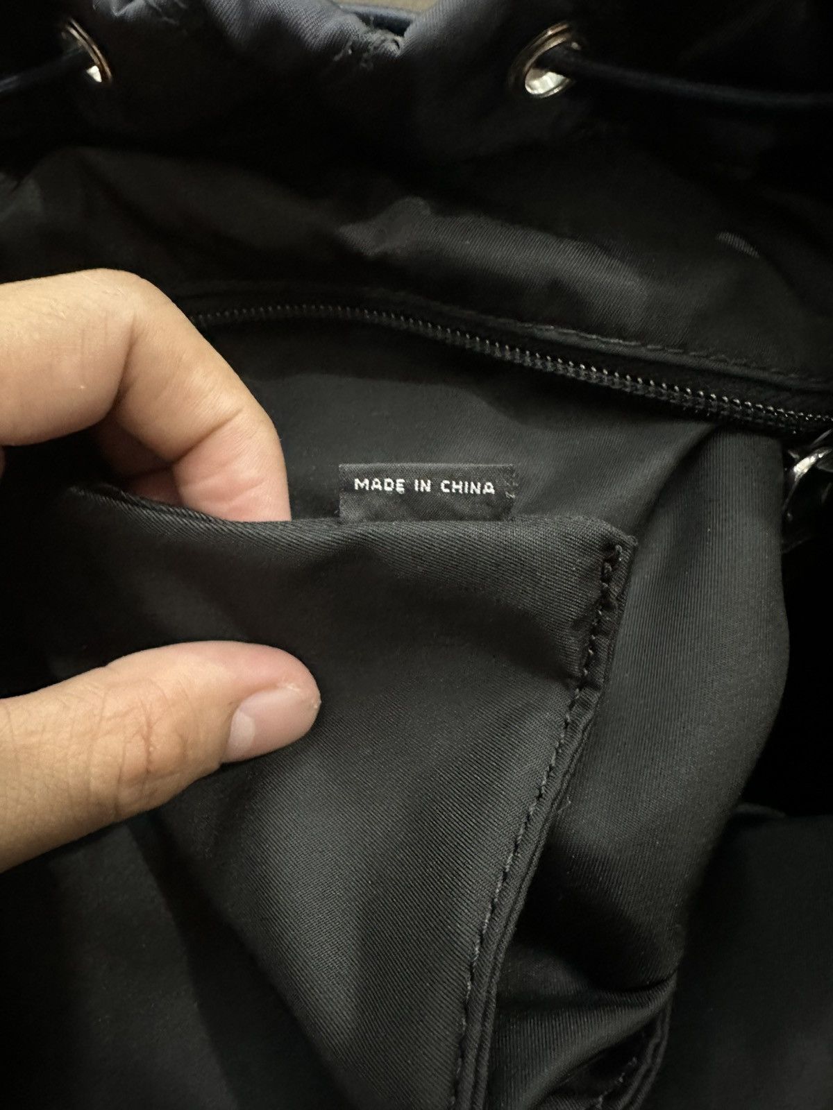 Prada Prada Quilted triangle logo backpack Size ONE SIZE - 15 Thumbnail