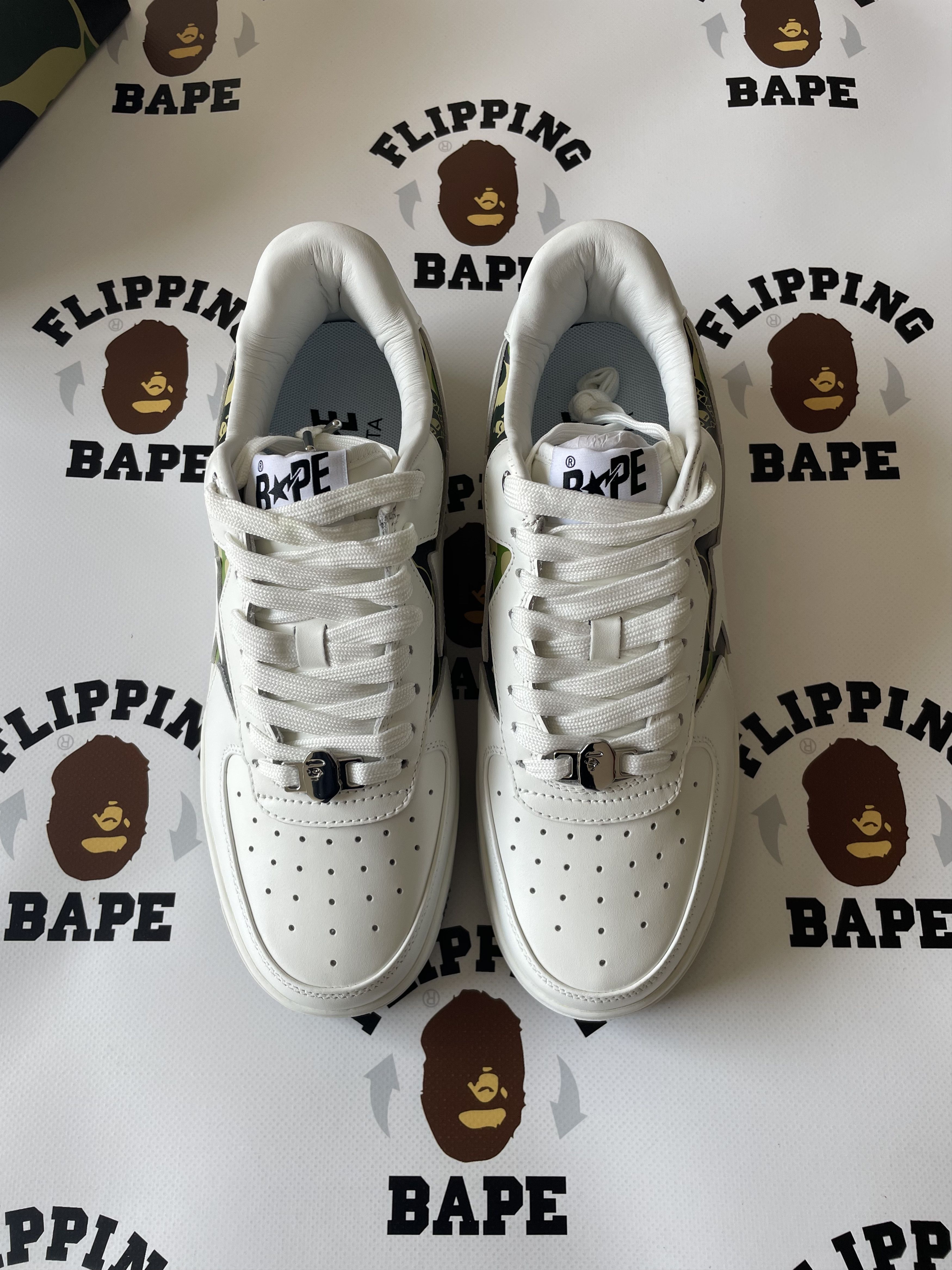 BAPE® X BAYC (BORED APE YACHT CLUB) BAPE STA 2 - Footwear BAPE® X BAYC (BORED APE YACHT CLUB) BAPE STA 2 - Footwear