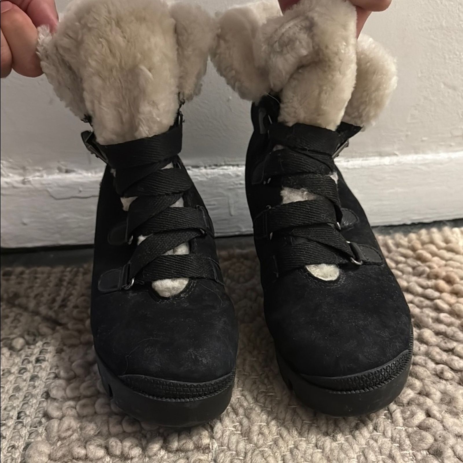 SCHUTZ NWT Schutz Women's Black and Cream Winter Boots Size 9 Size US 9 / IT 39 - 2 Thumbnail