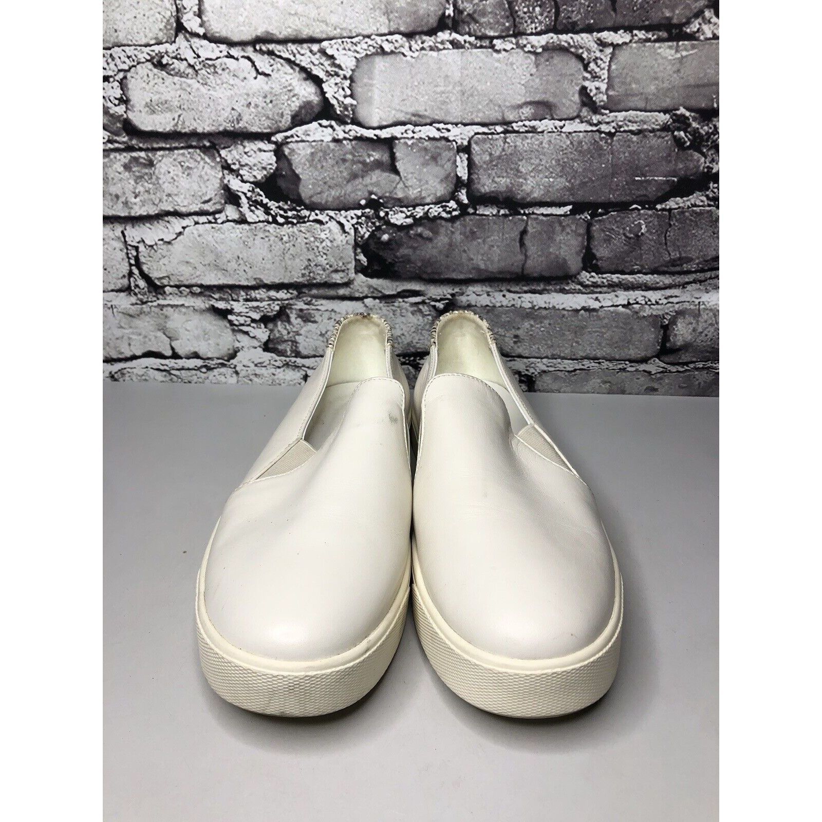 Cole Haan Cole Haan Grand Pro White Leather Slip On Casual Sneakers Sh Size US 9 / IT 39 - 2 Thumbnail