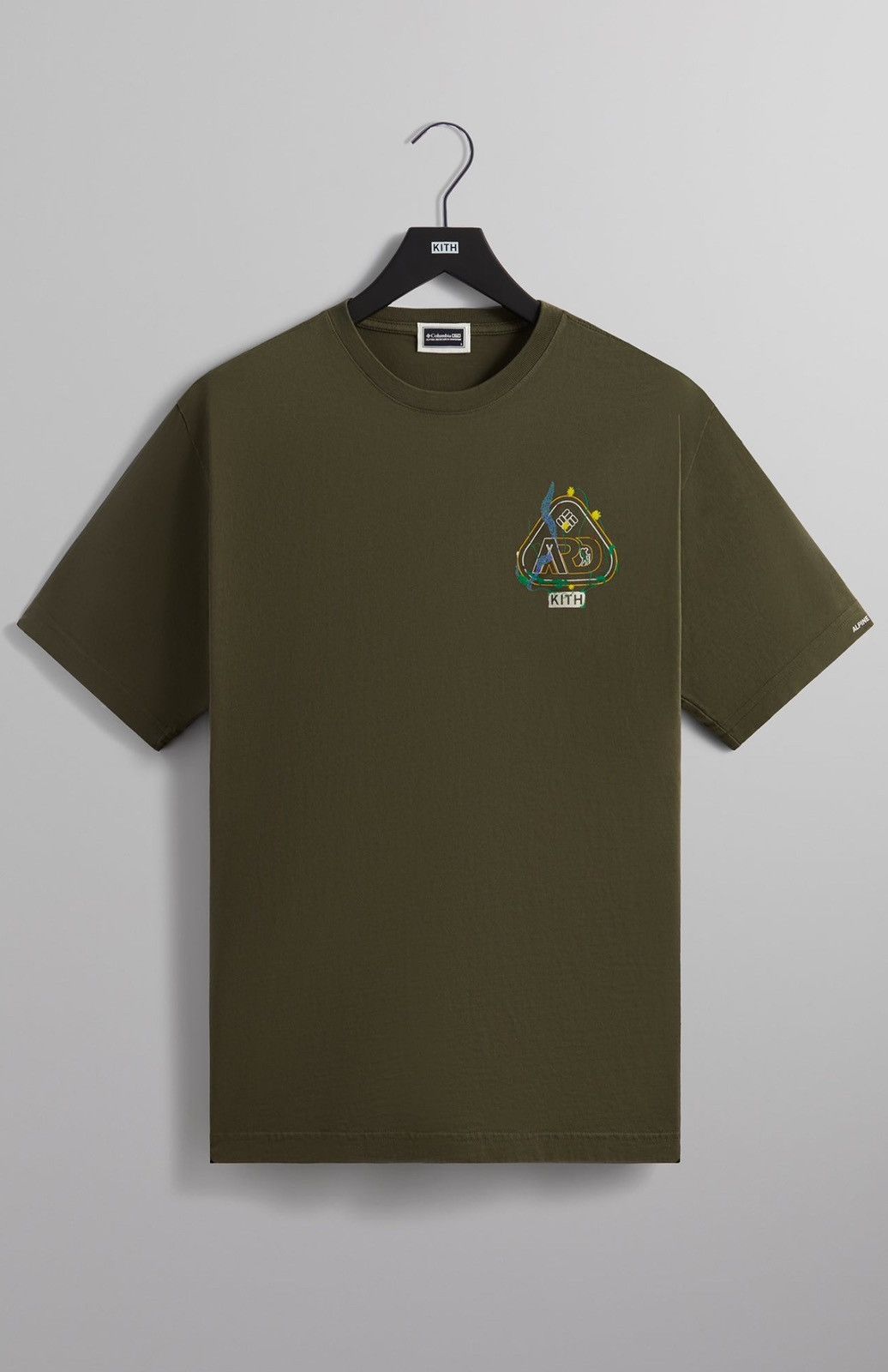 image of Columbia Garden Of Life Vintage Tee in Olive Green, Men's (Size Medium)