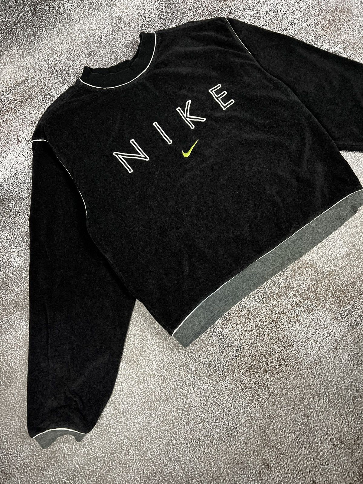 Nike × Vintage Nike 90s velvet swoosh center big logo sweatshirt spellout Size US XS / EU 42 / 0 - 2 Thumbnail