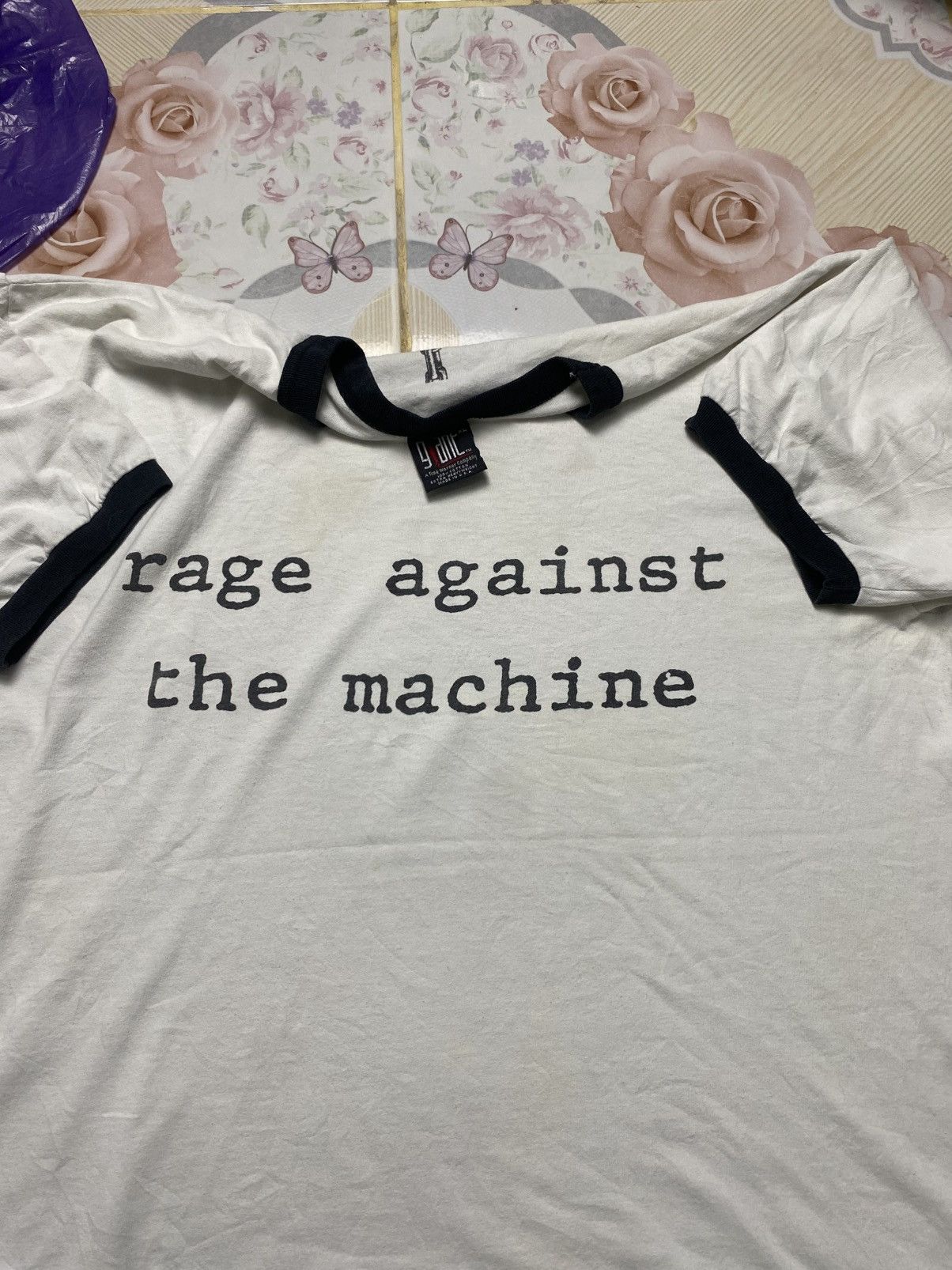 Rage Against The Machine Vintage 90s' Rage Against The Machine T-Shirt Giant Tag XL Size US XL / EU 56 / 4 - 7 Thumbnail