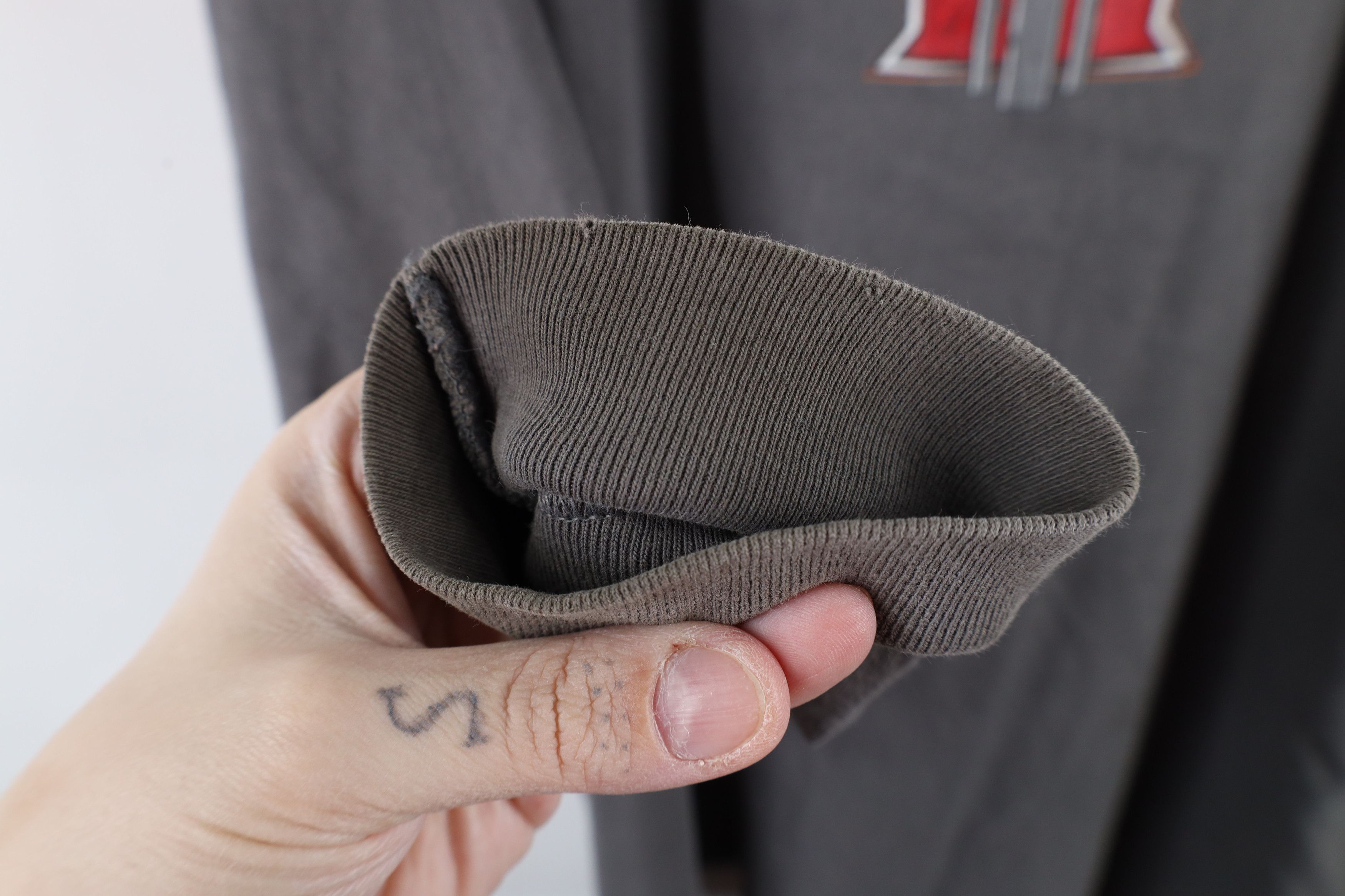 Vintage Vintage Y2K Mintz Racing Long Sleeve T-Shirt Gray Cotton Size US XXL / EU 58 / 5 - 8 Thumbnail