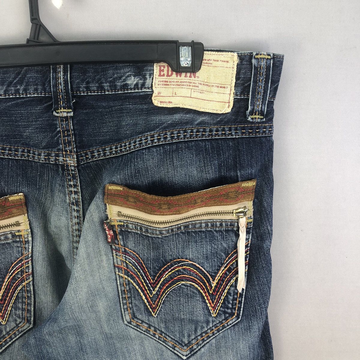Edwin Vintage 2000s Distressed Edwin Navajo Short Pants Size US 37 - 16 Thumbnail