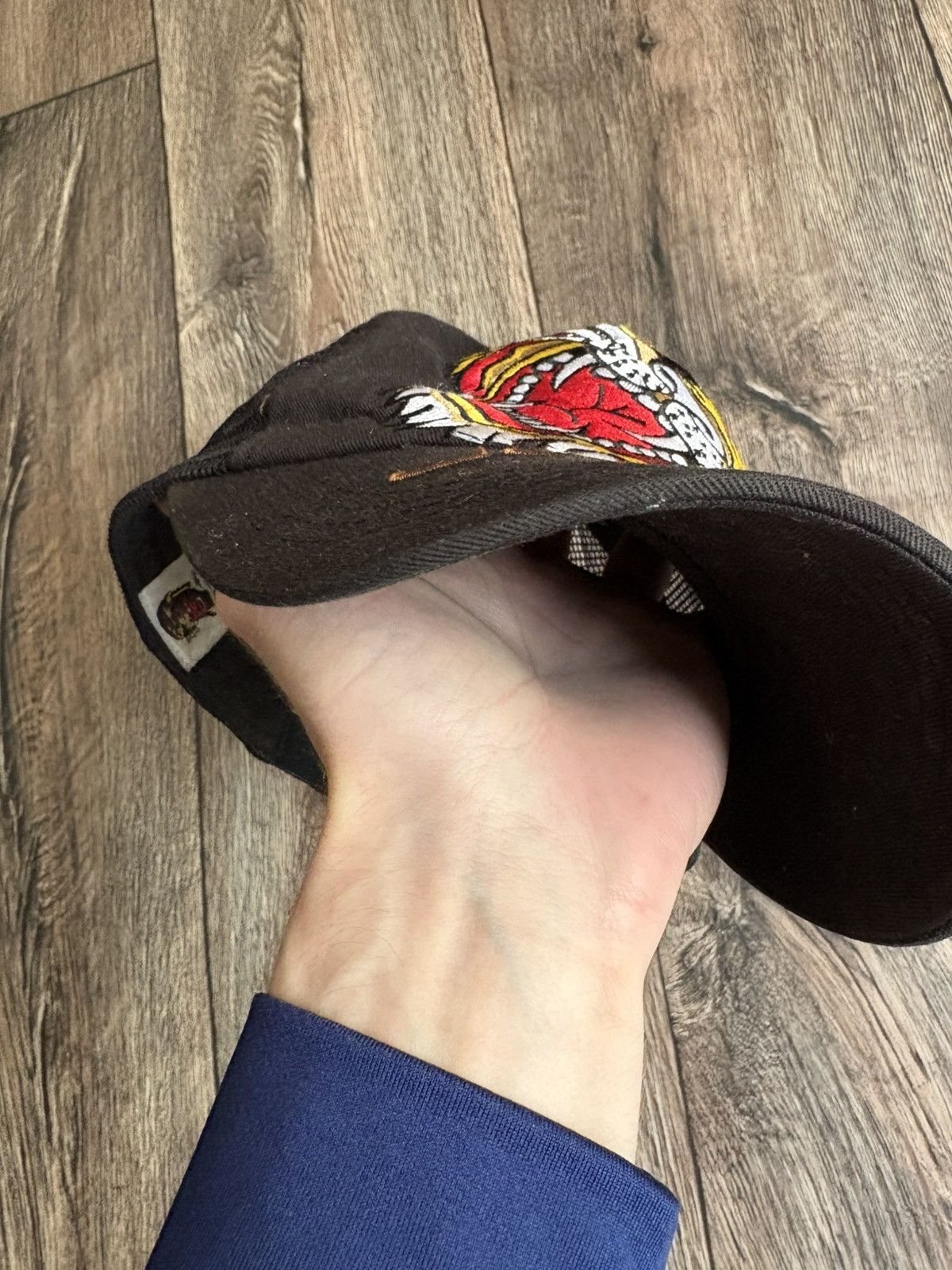 Christian Audigier × Ed Hardy × Vintage Vintage Ed Hardy Tiger Trucker Cap Hat Size ONE SIZE - 4 Thumbnail
