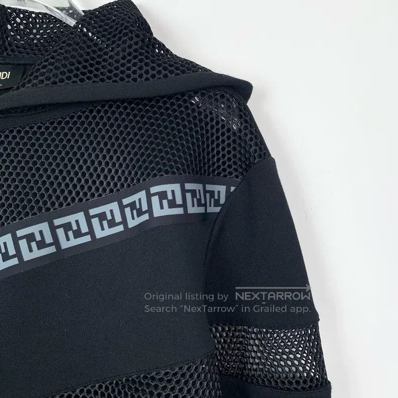 Fendi Fendi Logo Letter Cut-Out Patchwork Design Black Hooded Sw Size US M / EU 48-50 / 2 - 3 Thumbnail