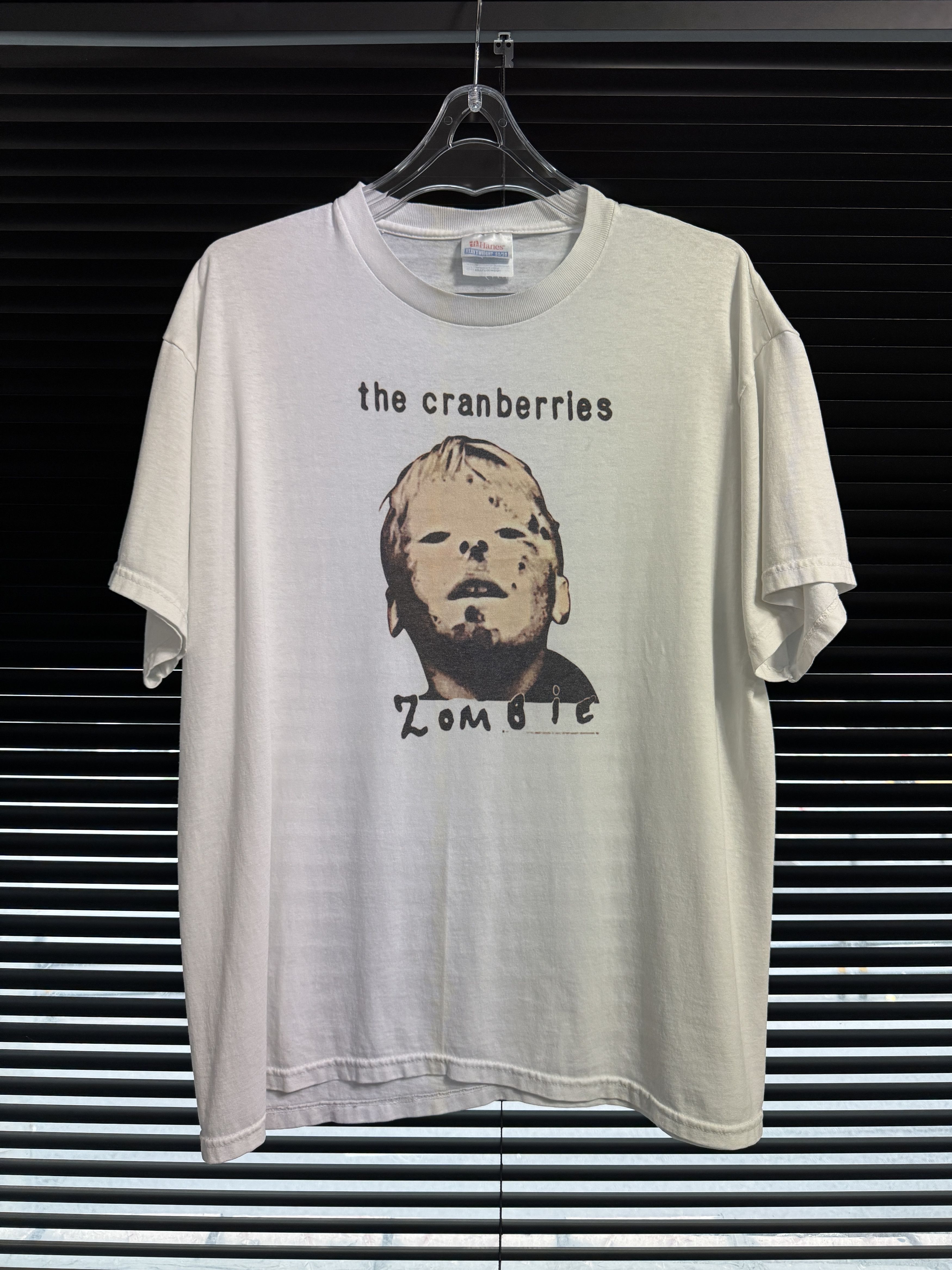 Band Tees Vintage 2000s The Cranberries Zombie Promo Tee Size US L / EU 52-54 / 3 - 1 Thumbnail