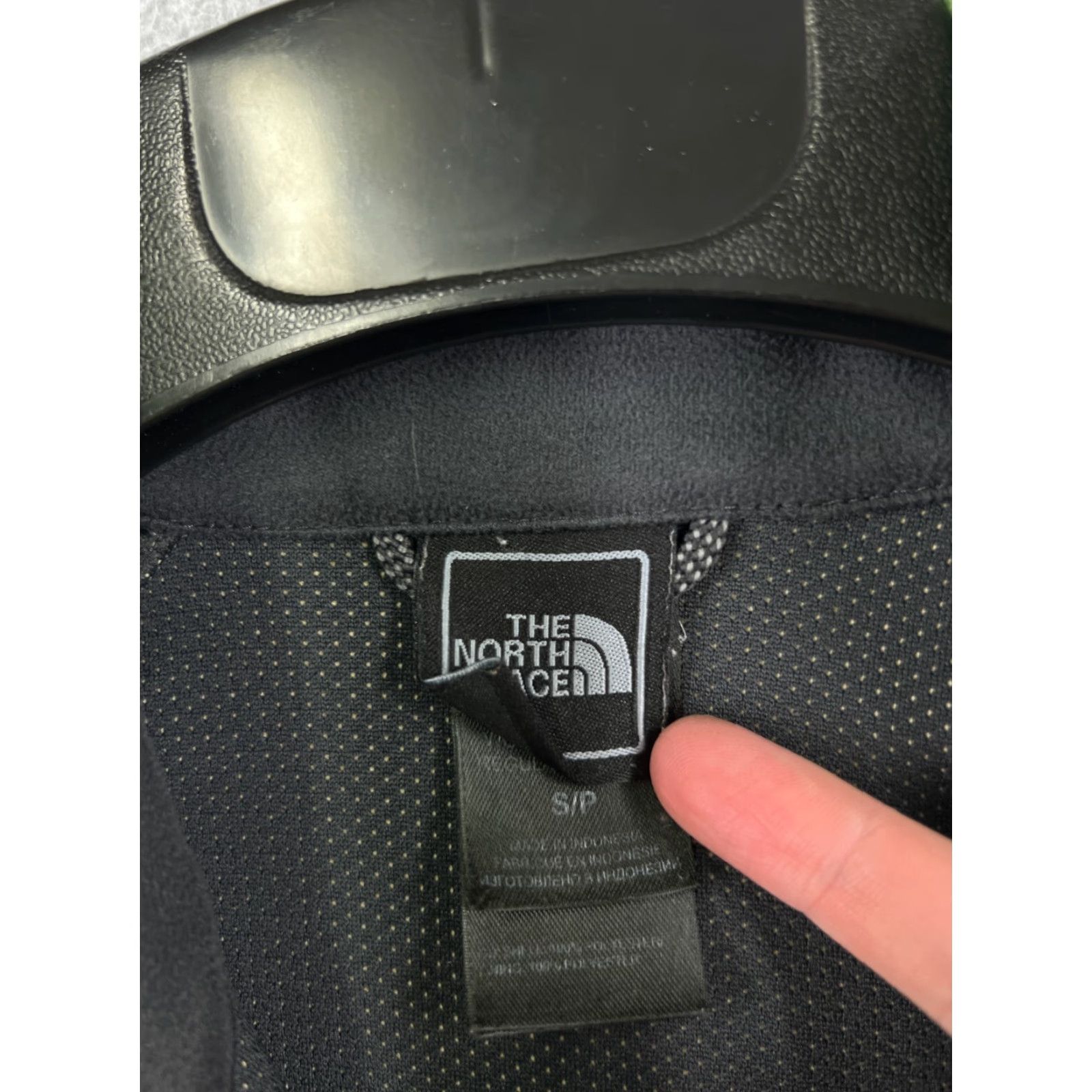 The North Face The North Face Jacket Womens Small Green Zip Fleece Pockets Cozy Outdoor Camp Size M / US 6-8 / IT 42-44 - 3 Thumbnail