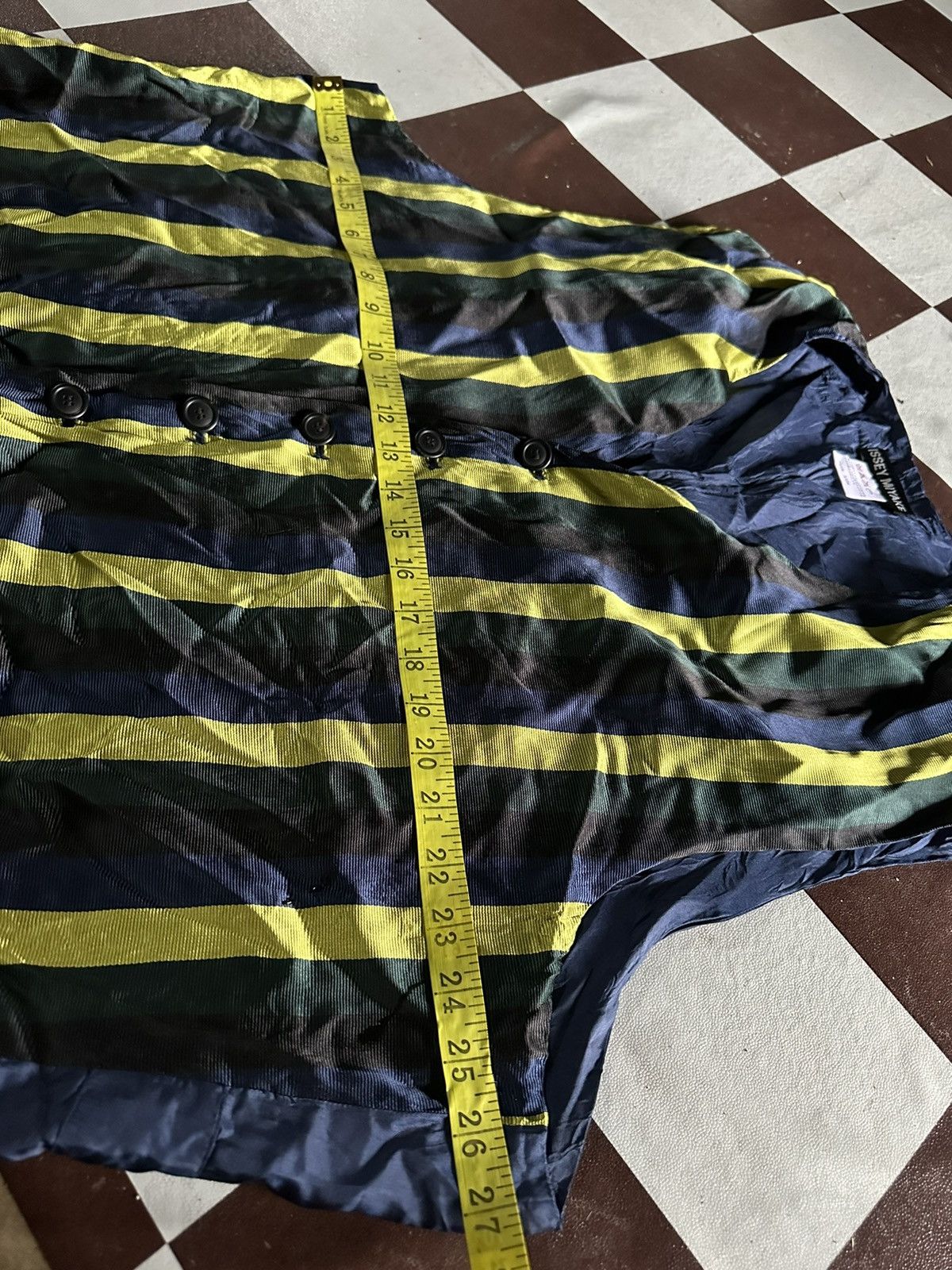 Issey Miyake aw2011 Issey Miyake multicolor stripes vest super design Size US M / EU 48-50 / 2 - 11 Thumbnail