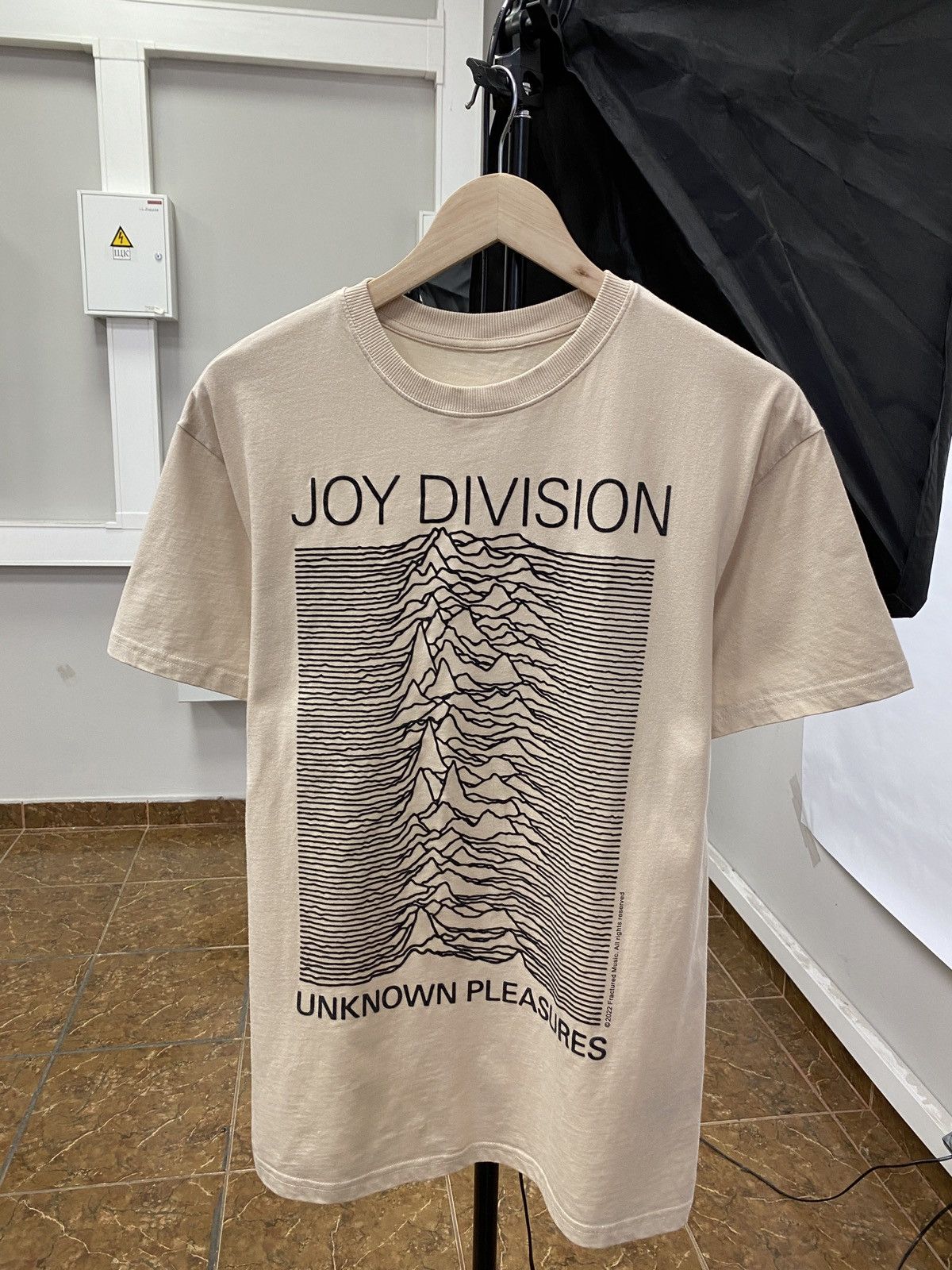 Band Tees × Joy Division Vintage JOY DIVISION UNKNOWN PLEASURE rare retro t-shirt Size US M / EU 48-50 / 2 - 1 Thumbnail