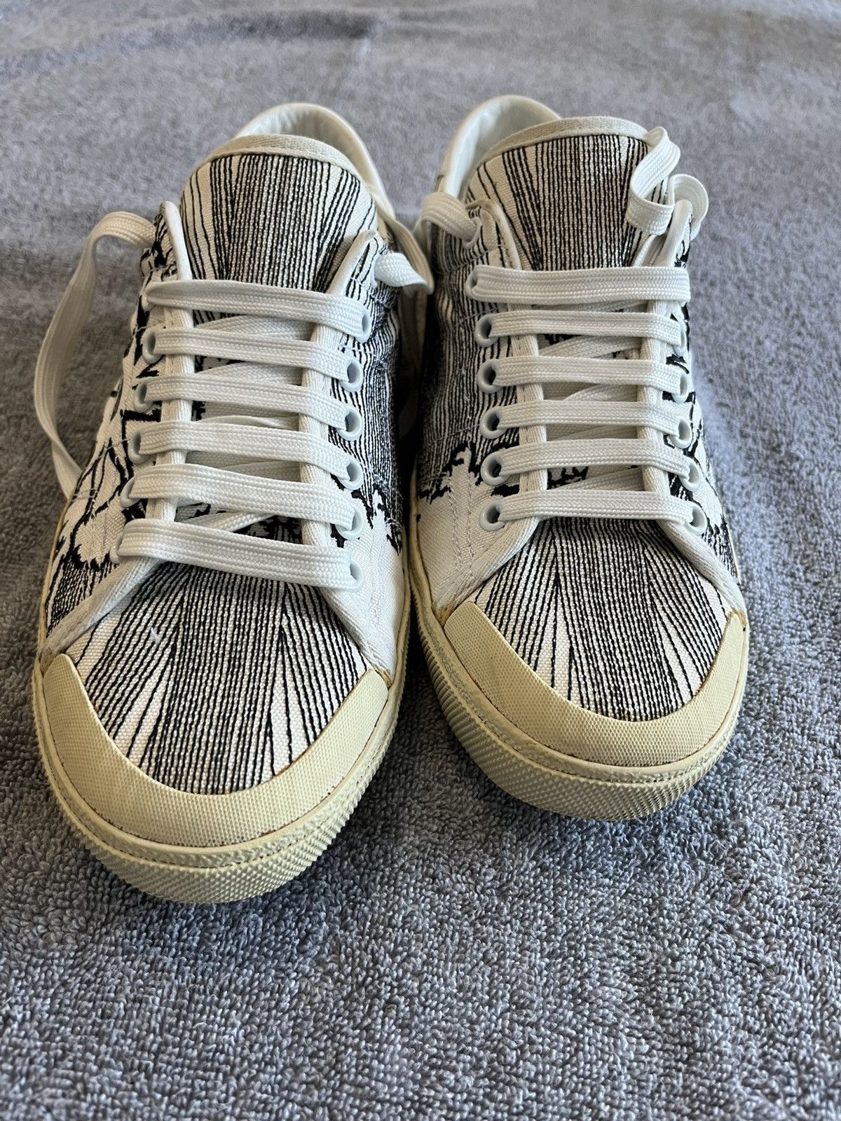 Yves Saint Laurent Saint Laurent Paris Solaris Tela pow Size US 7.5 / IT 37.5 - 3 Thumbnail