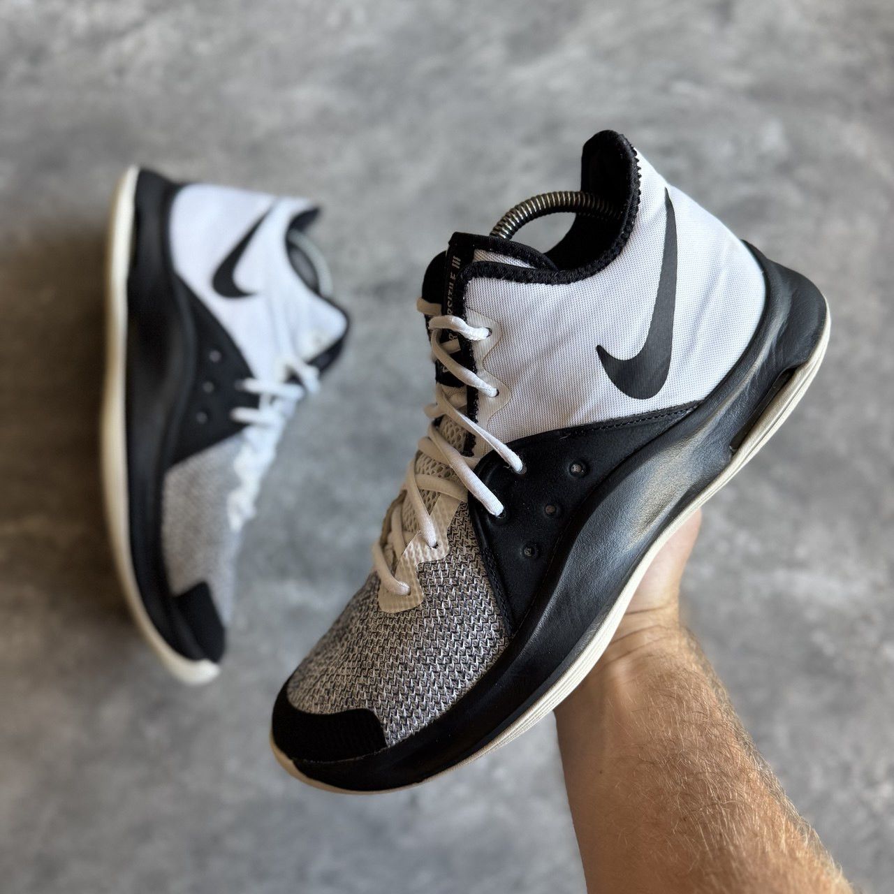 Nike Nike Air Versatile 3 Size US 9.5 / EU 42-43 - 1 Thumbnail