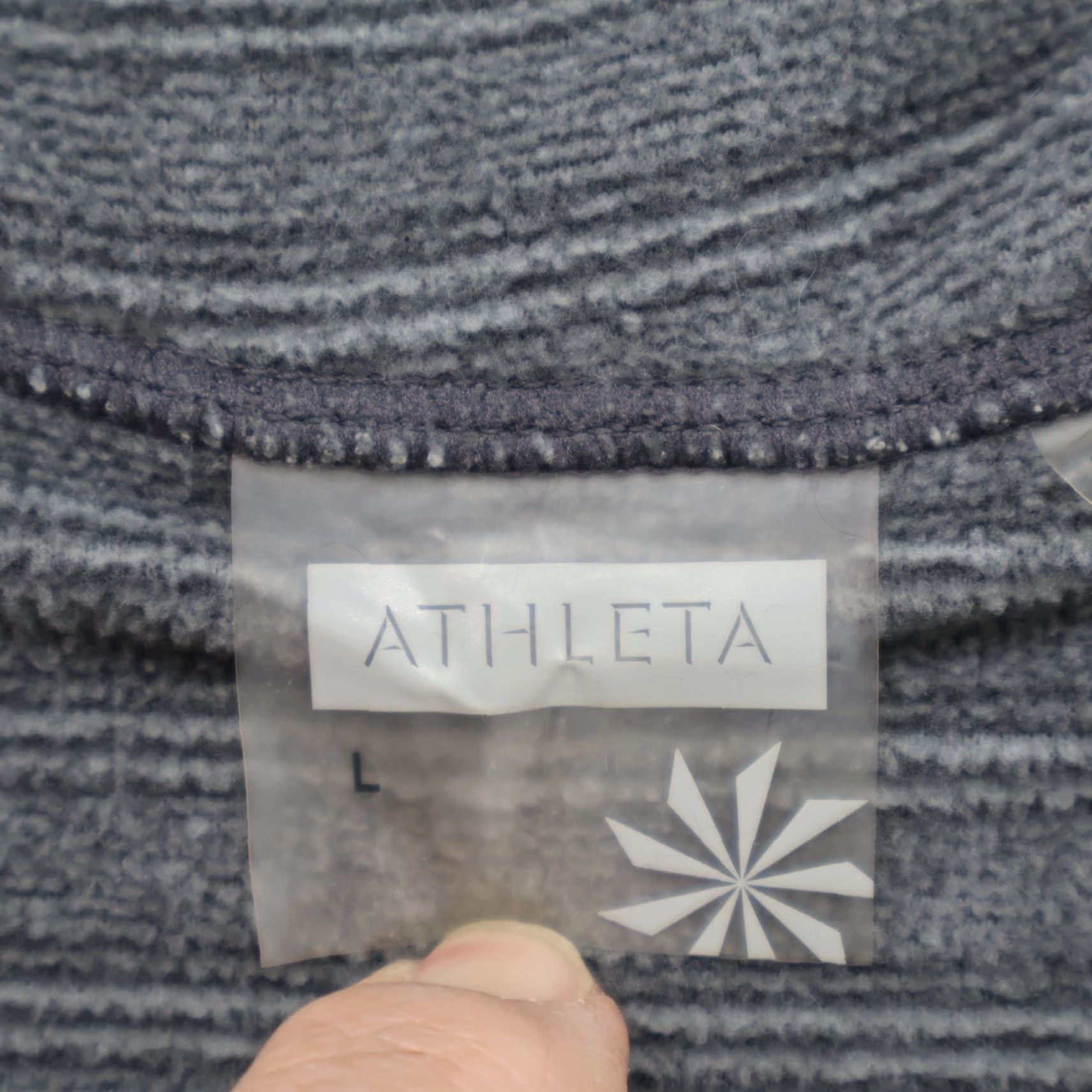 Athleta Athleta Stripe Strength 1/4 Zip Jacket Women's Large Gray Fleece Running Workout Size L / US 10 / IT 46 - 4 Thumbnail