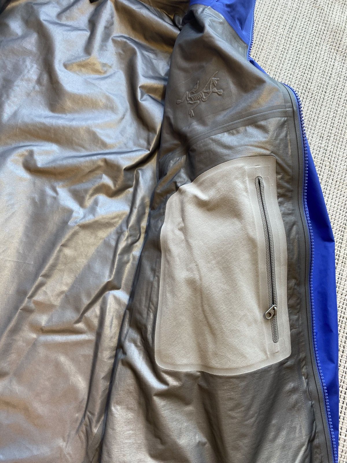Arc'teryx Arc’teryx Beta SL Jacket Men's Vitality II Size US L / EU 52-54 / 3 - 17 Thumbnail