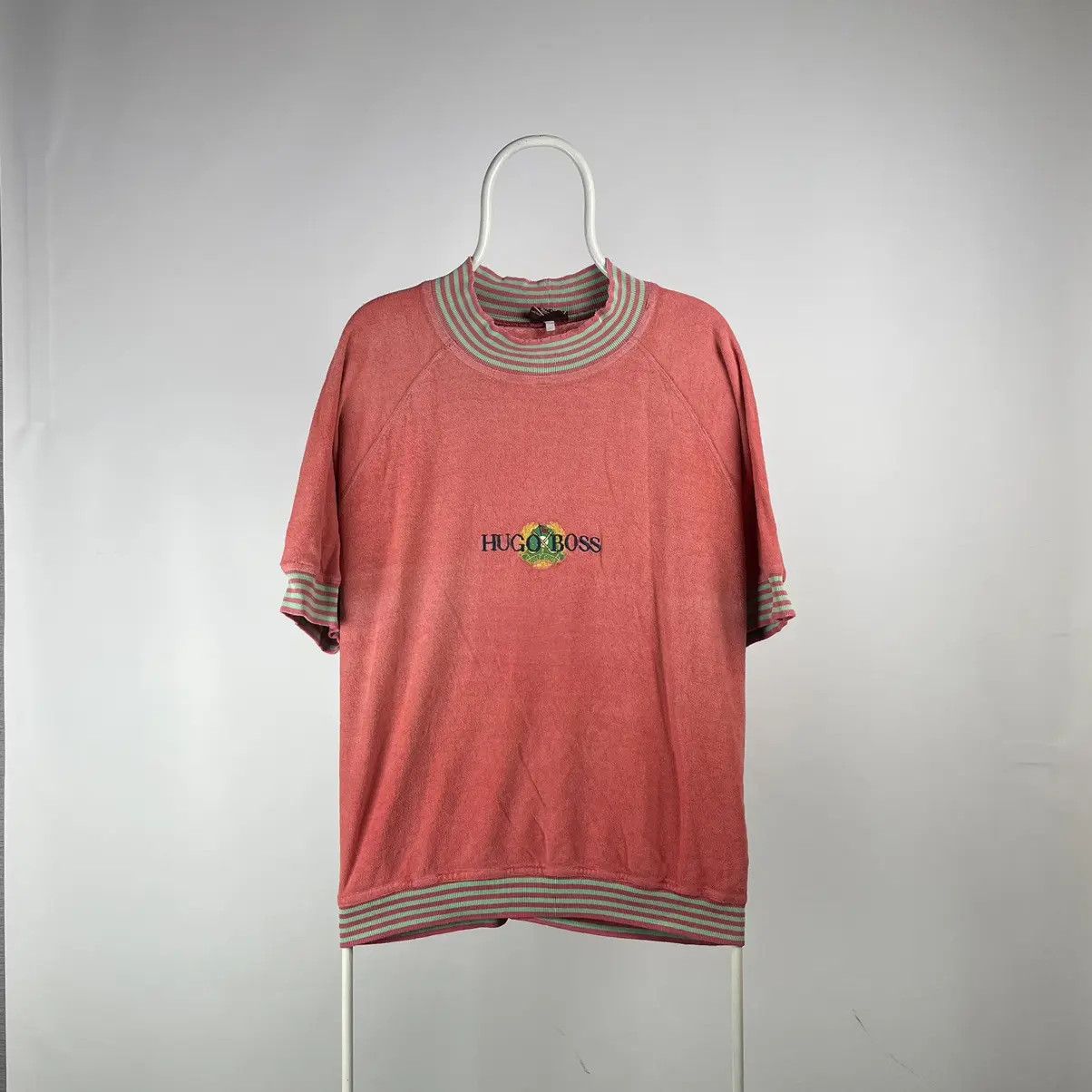 Hugo Boss Hugo boss vintage T-shirt oversize size Large Size US L / EU 52-54 / 3 - 1 Thumbnail