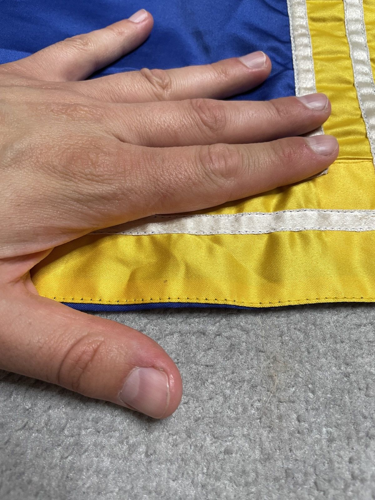 Vintage Vintage Blue Yellow Shorts Pants Sport Print Swag Affiction Size US 34 / EU 50 - 10 Thumbnail