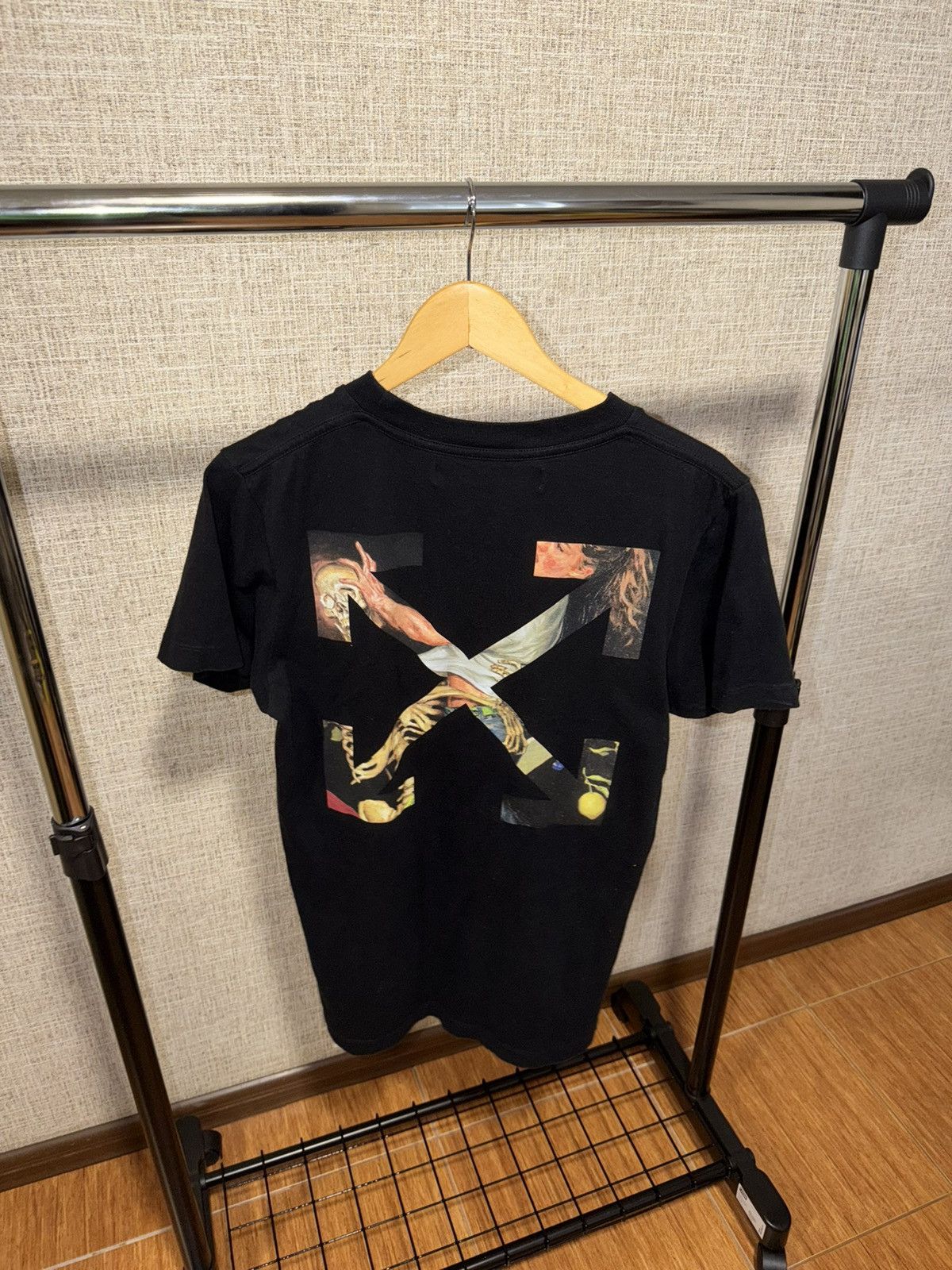 Off-White OFF-WHITE PASCAL ARROWS BLACK T-SHIRT Size US S / EU 44-46 / 1 - 1 Thumbnail