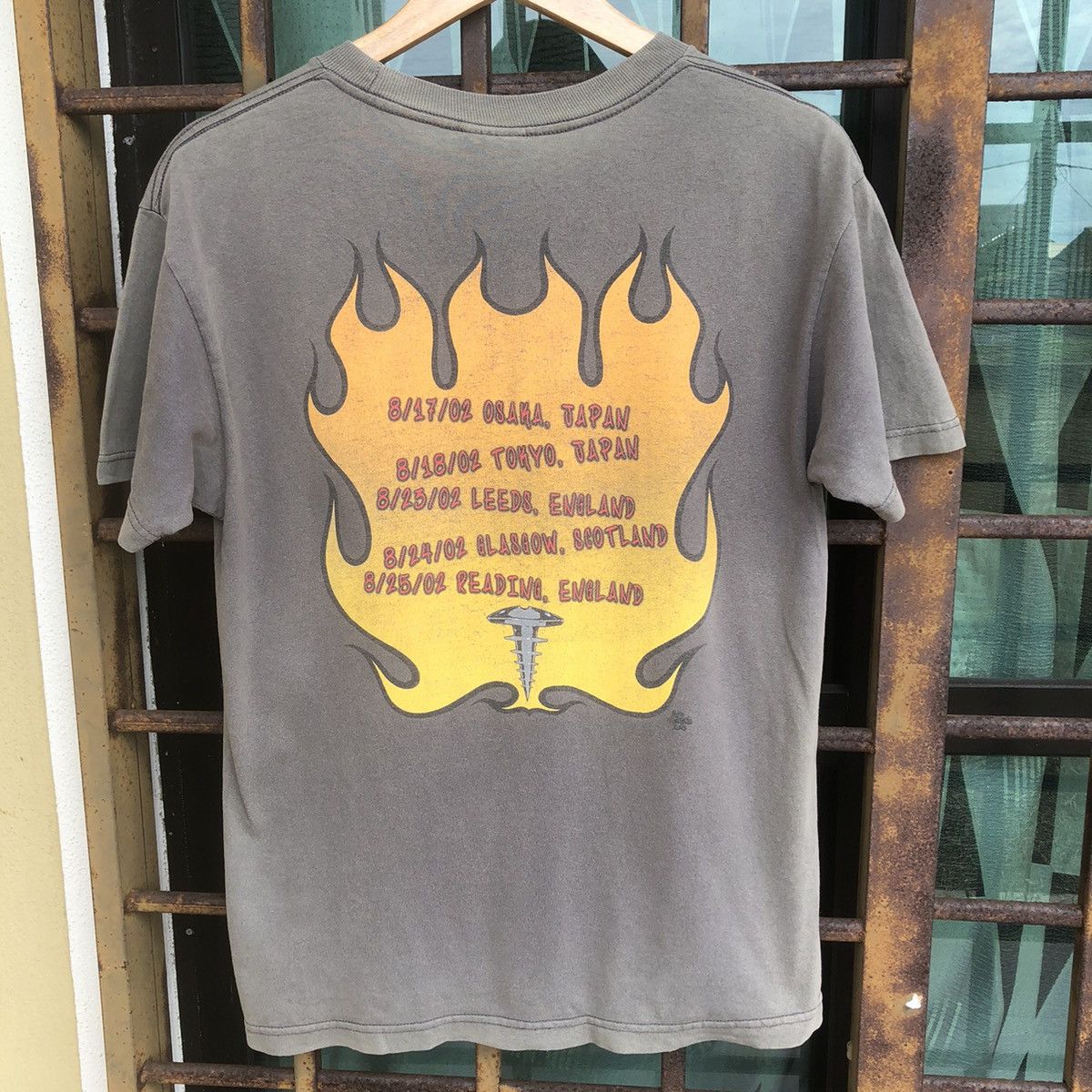 Band Tees × Vintage 02’ Tour The OffSpring Conspiracy Of One Shirt Size US M / EU 48-50 / 2 - 4 Thumbnail