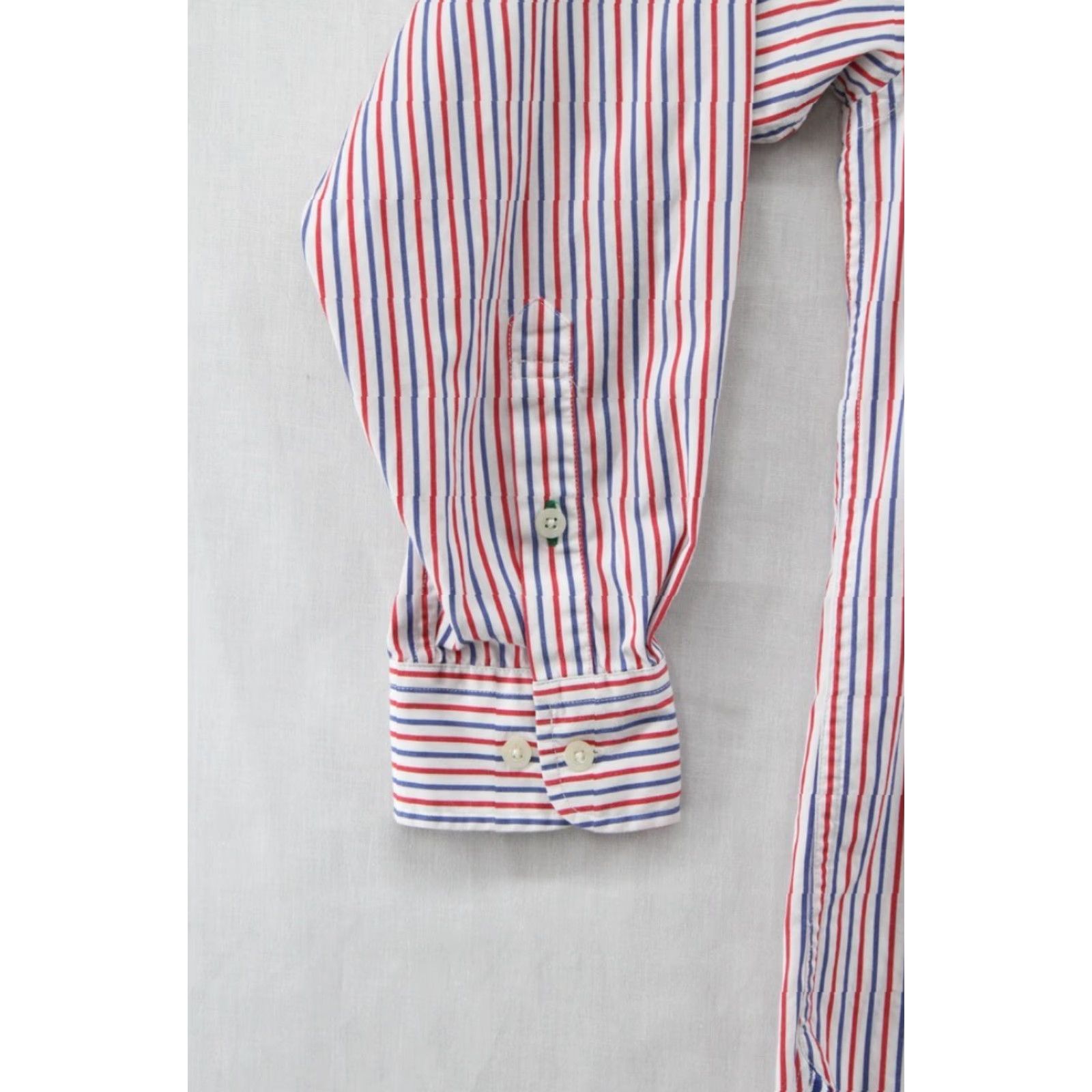 Tommy Hilfiger VINTAGE Tommy Hilfiger Y2K Shirt Men's Large Red Blue Stripes Crest Preppy Party Size US L / EU 52-54 / 3 - 2 Thumbnail