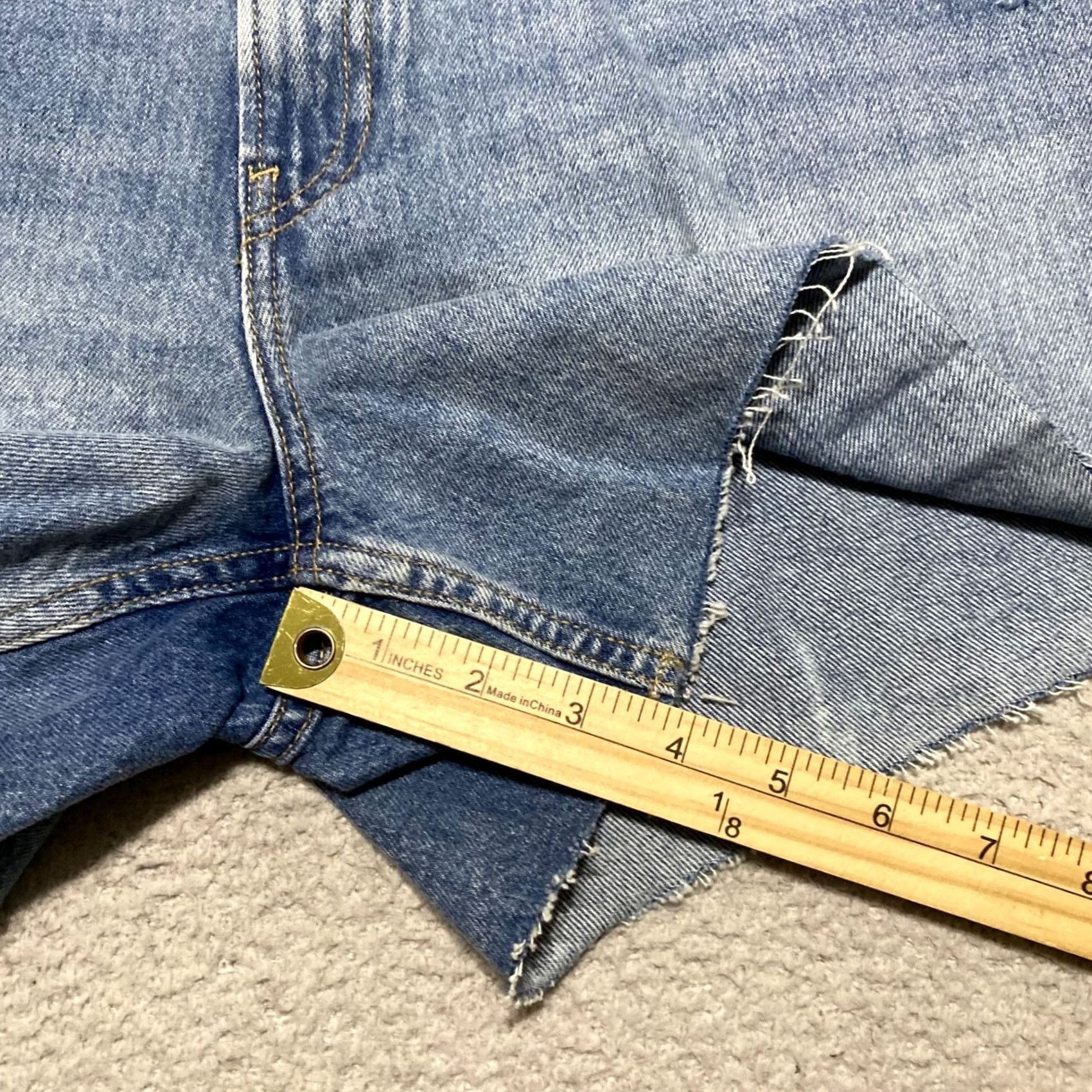 Gap NWT Gap Womens 14 Denim Cut-Off Shorts Blue Medium Wash Inseam 4" 5-Pocket Front Flat Front Stretch Logo Button Casual Summer Spring Fall Womens Size 36" / US 14 / IT 50 - 5 Thumbnail