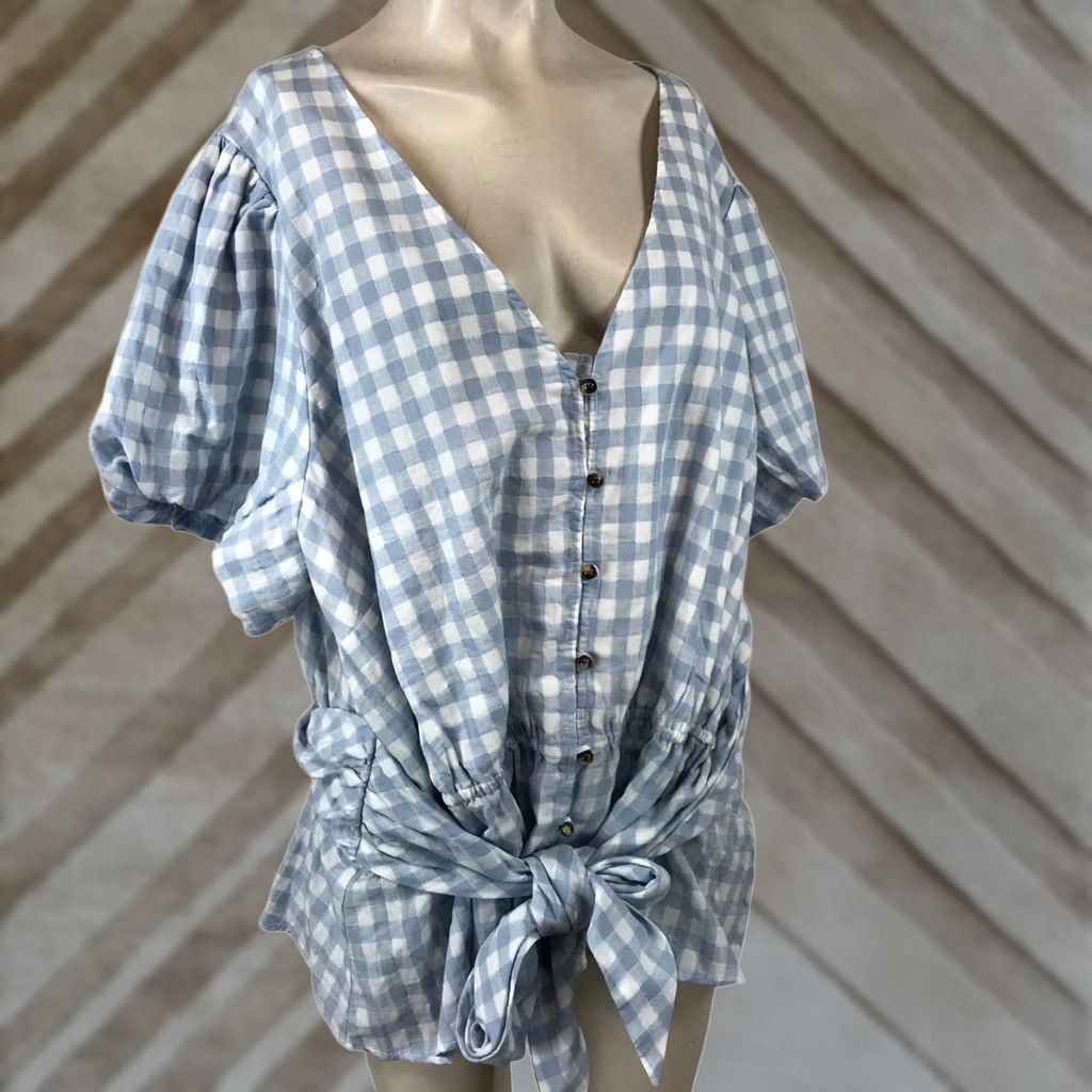 Vintage MAUVE ANTHROPOLOGIE 26W Short Sleeve Button V Neck Belted Top Blue White Womens Size 4XL / US 24-26 - 1 Thumbnail